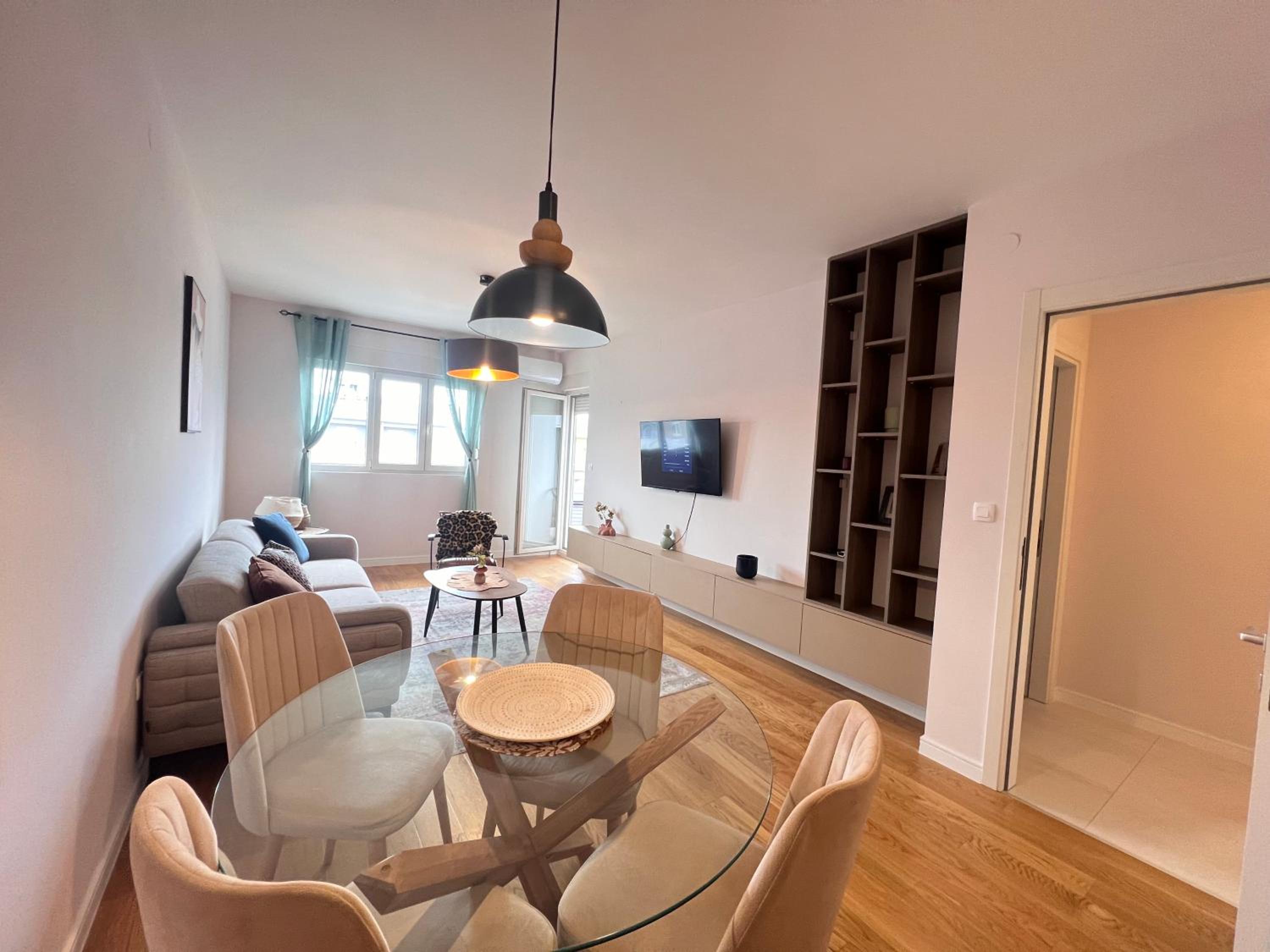 One-Bedroom Apartment With Balcony