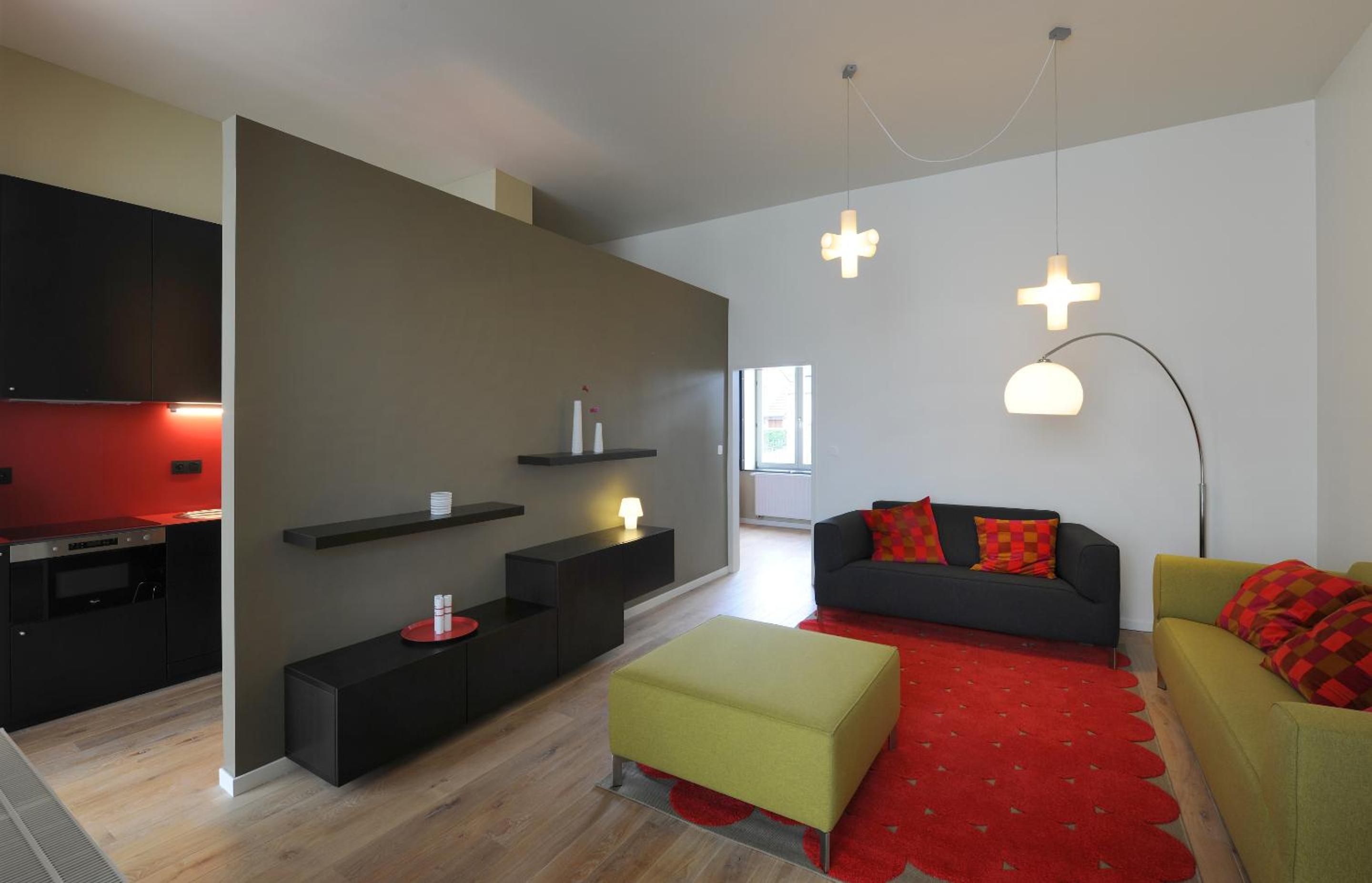One-Bedroom Standard Apartment - Photo 1
