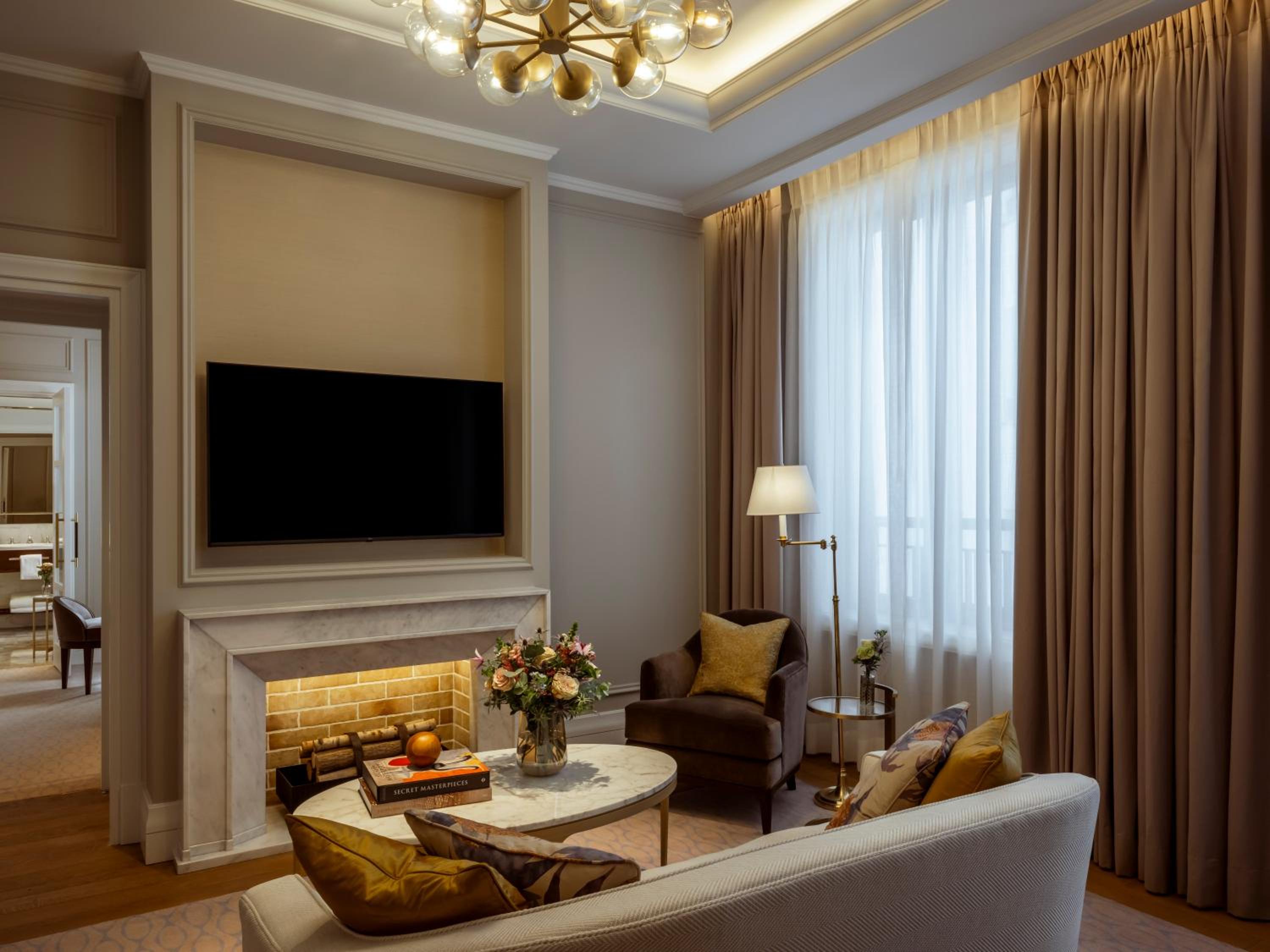Grand Deluxe Suite