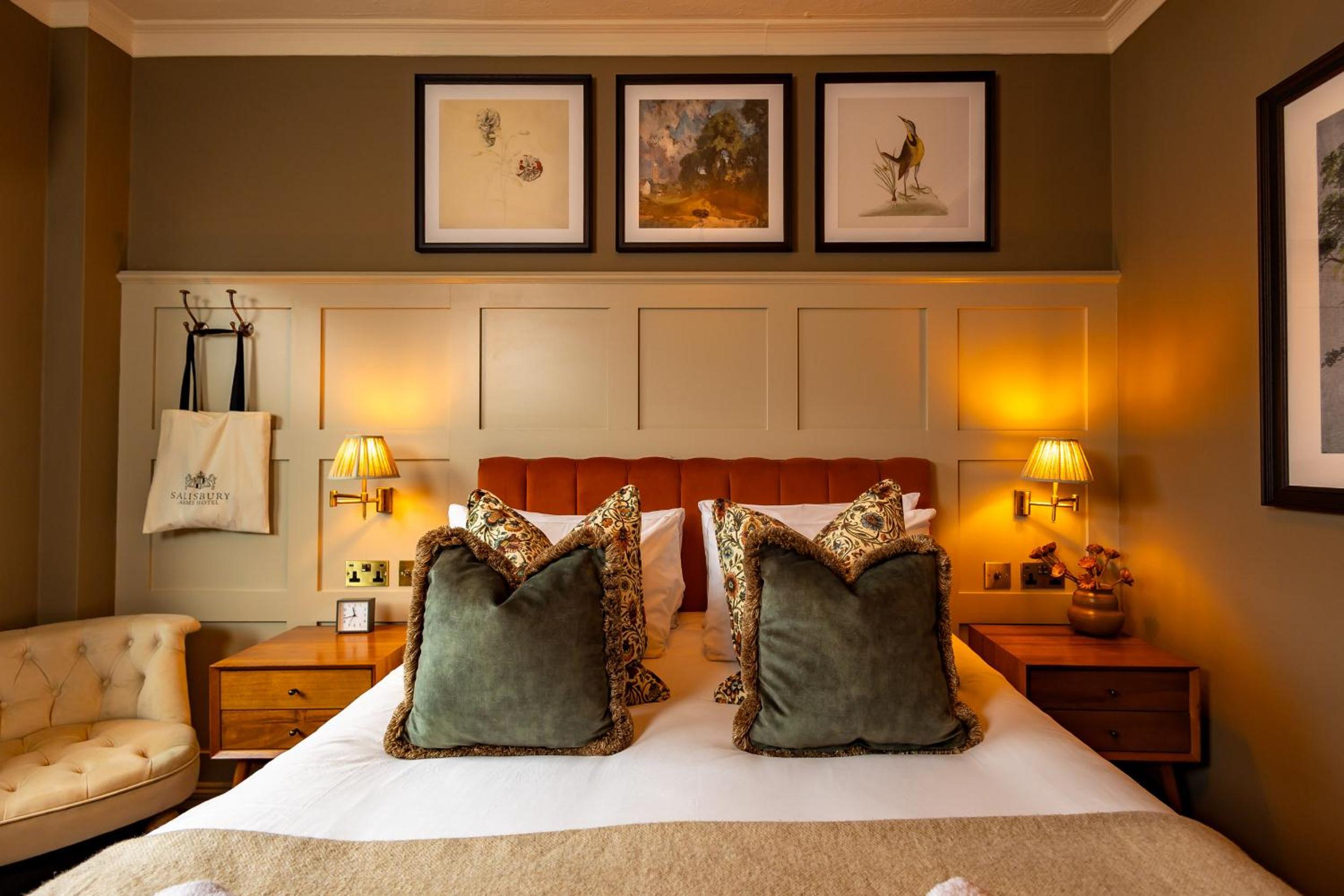 King room photo 1