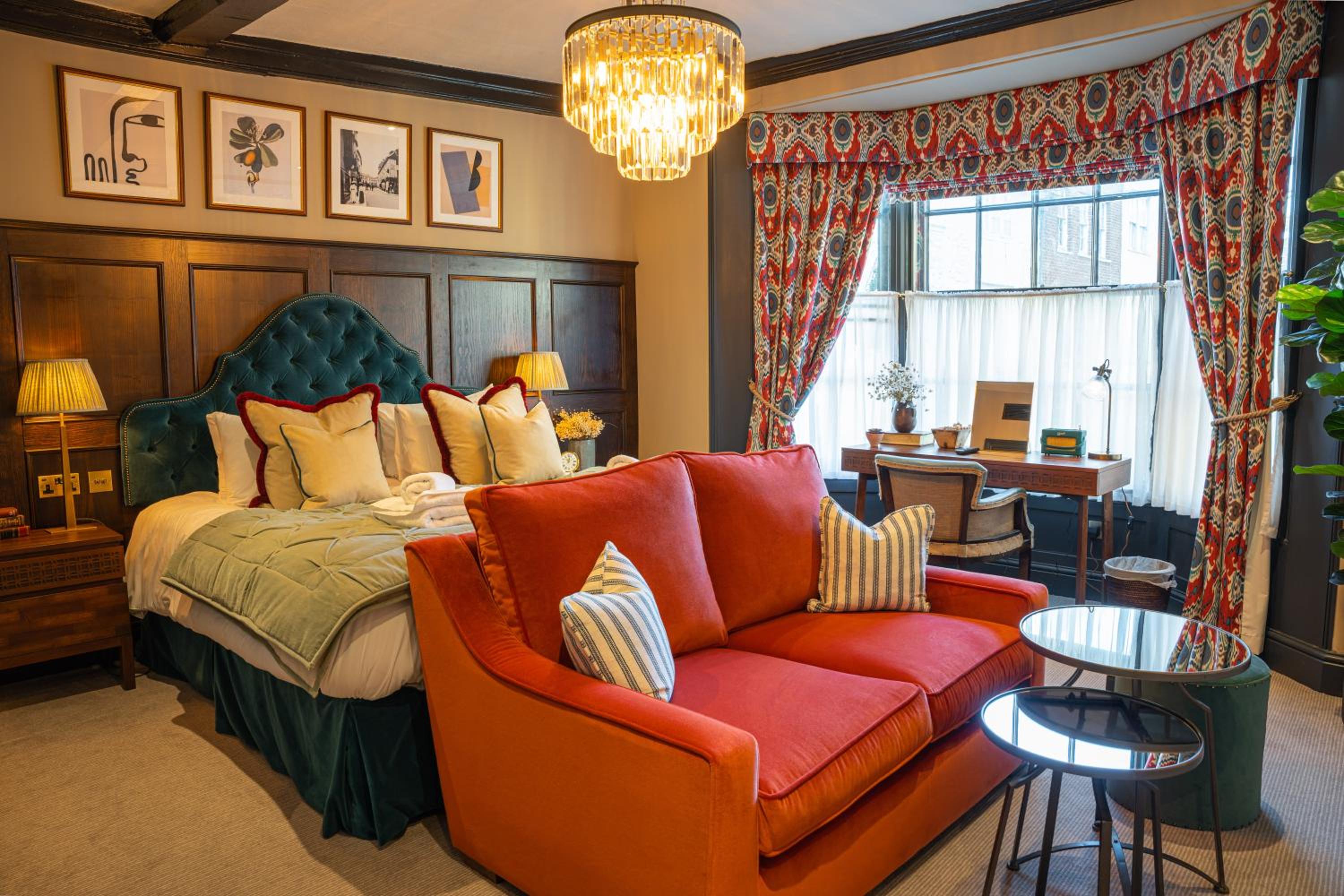 Boutique Room with sofa bed photo 2