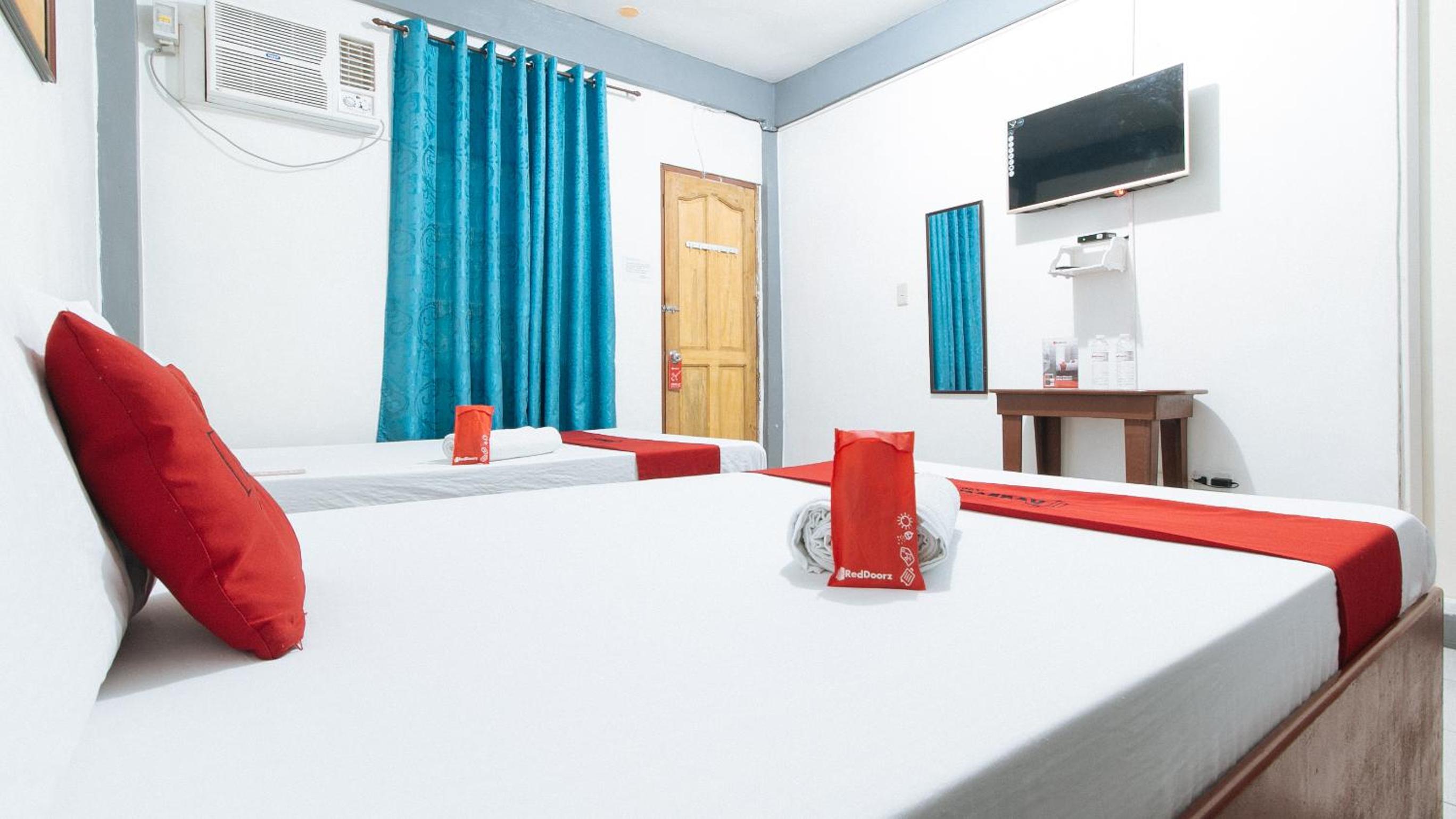 Twin Room - Photo 6
