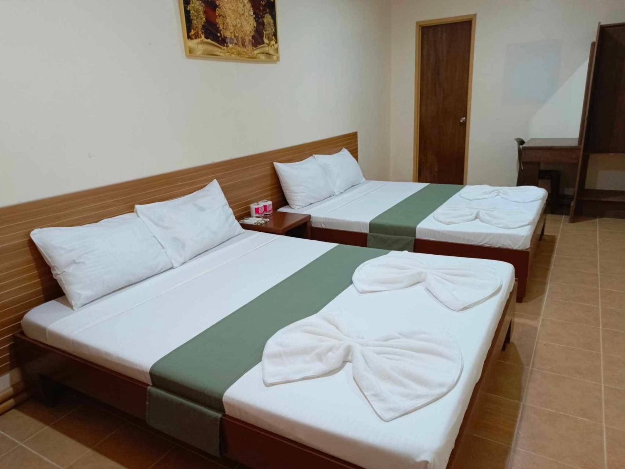 Quadruple Room With Balcony photo 2