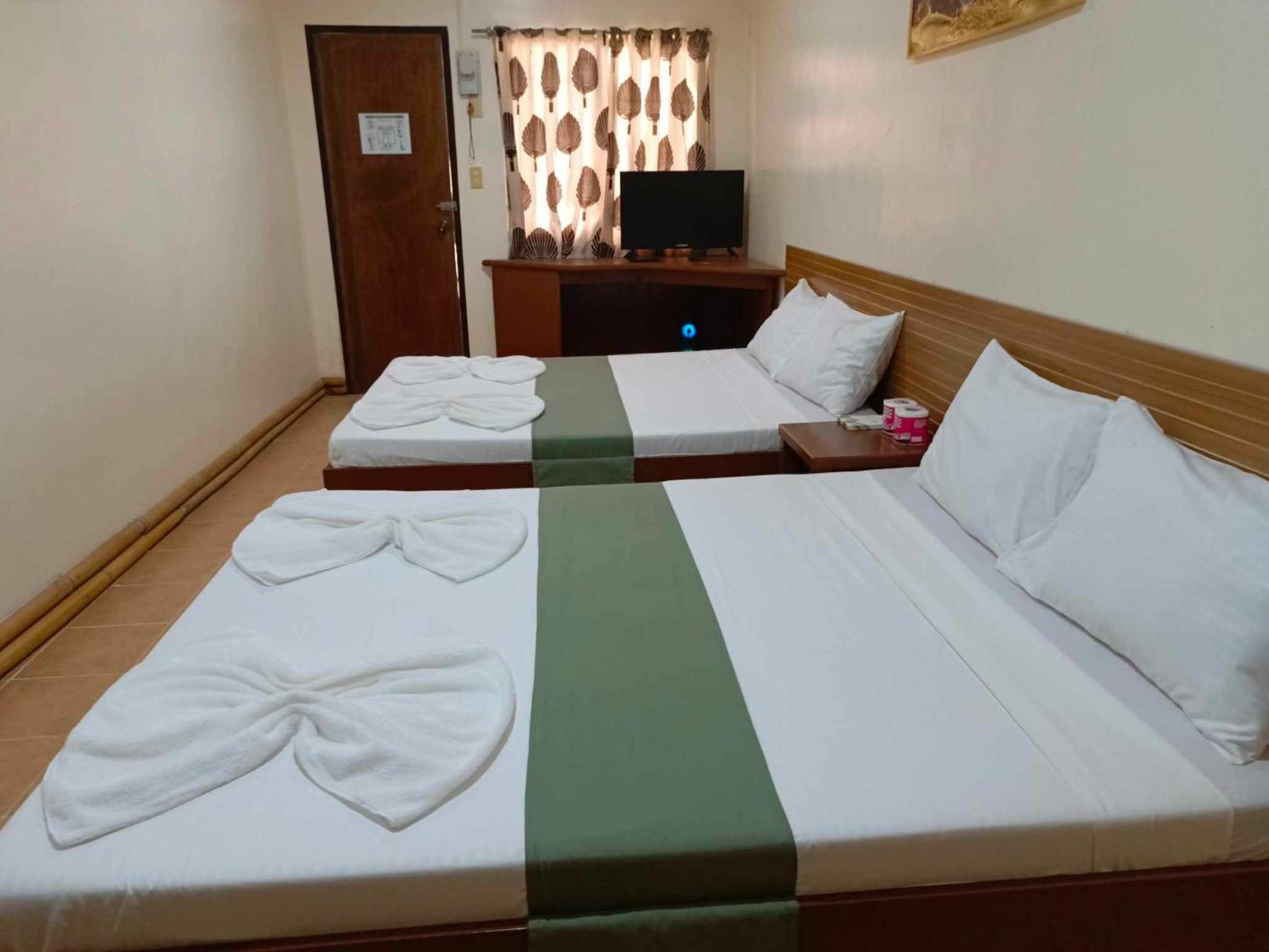 Quadruple Room With Balcony photo 3