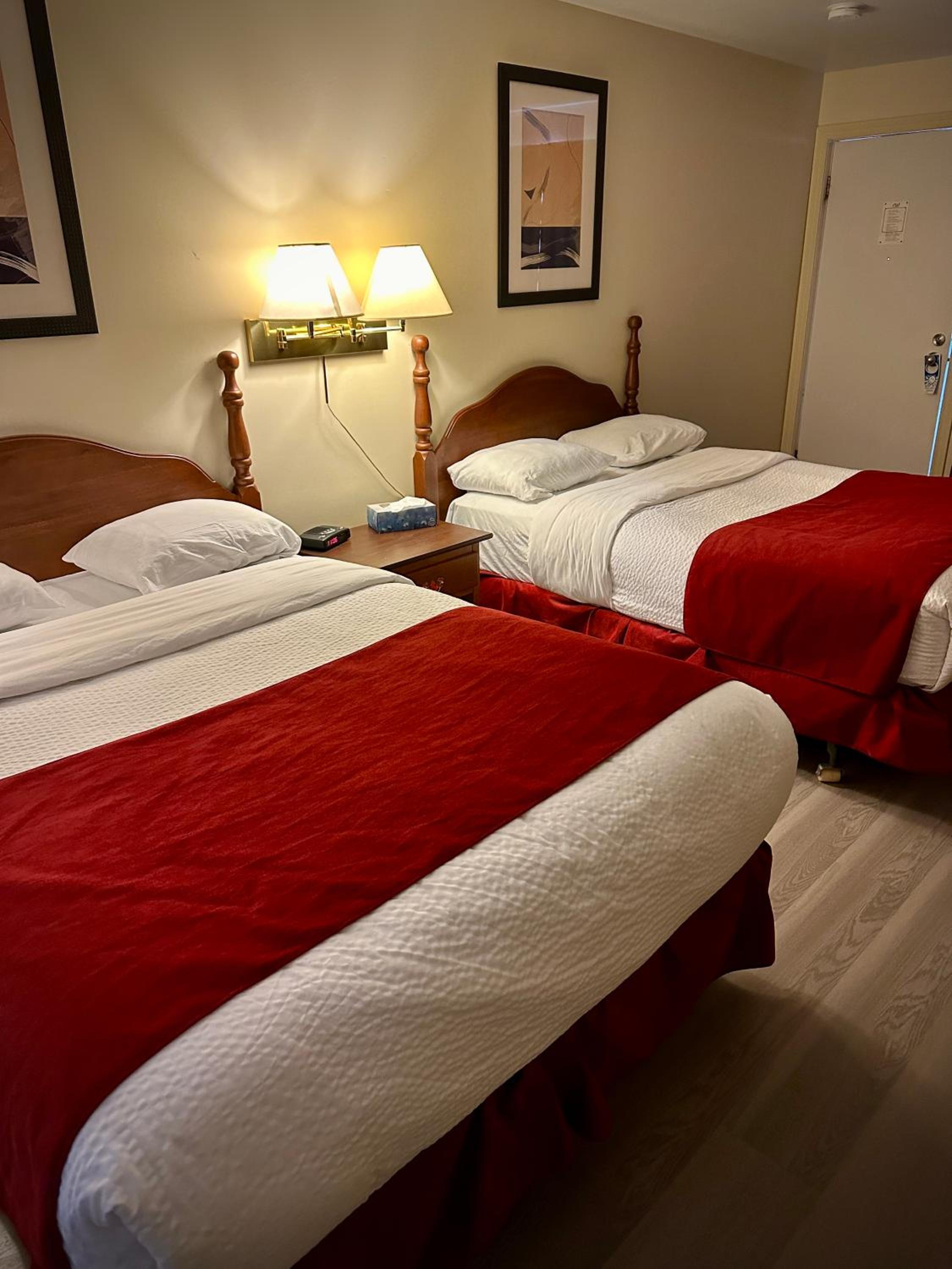 Double Room with Private Bathroom (Skye Building) photo 1