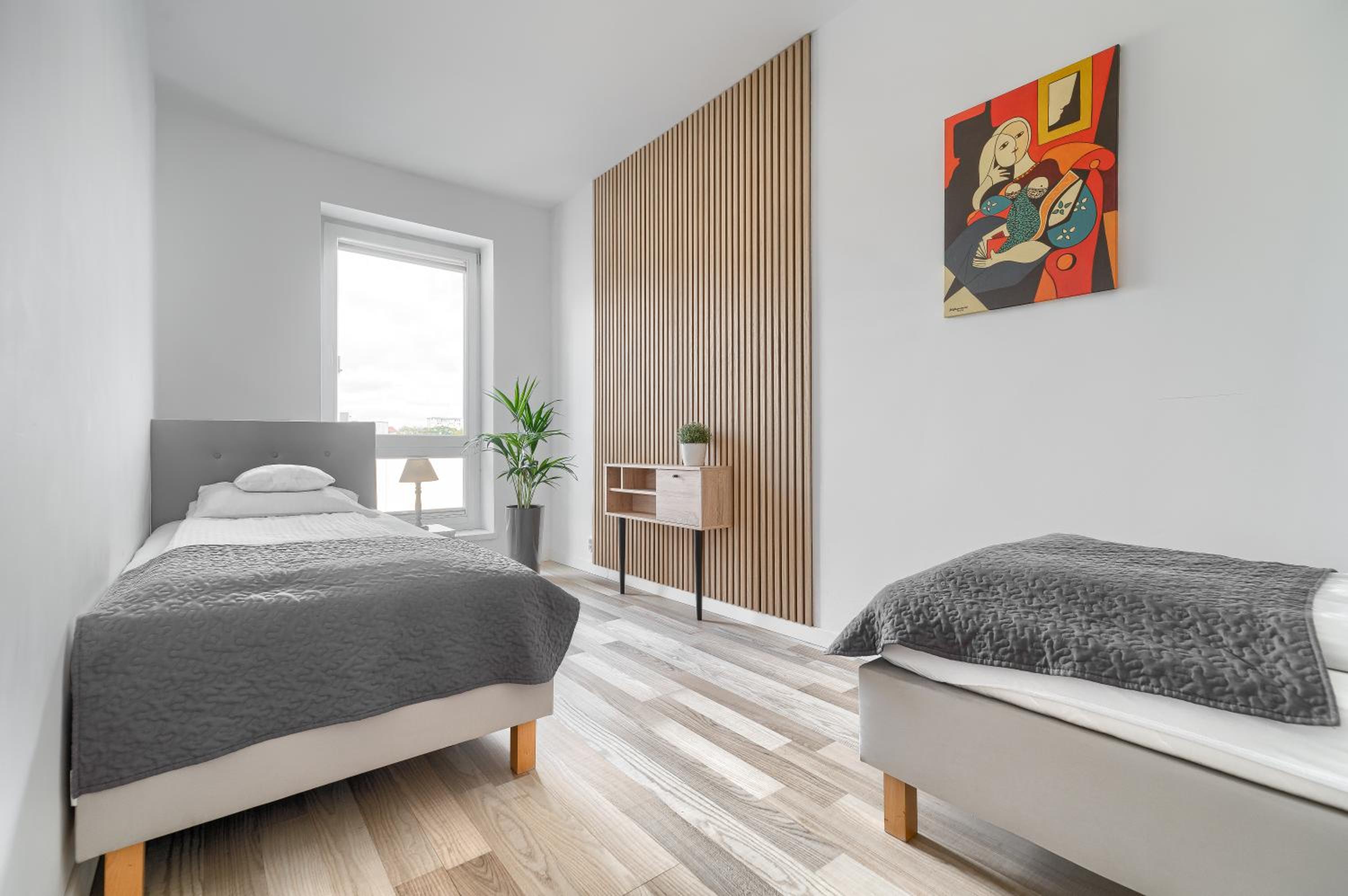 Two-Bedroom Apartment with Balcony - Photo 17