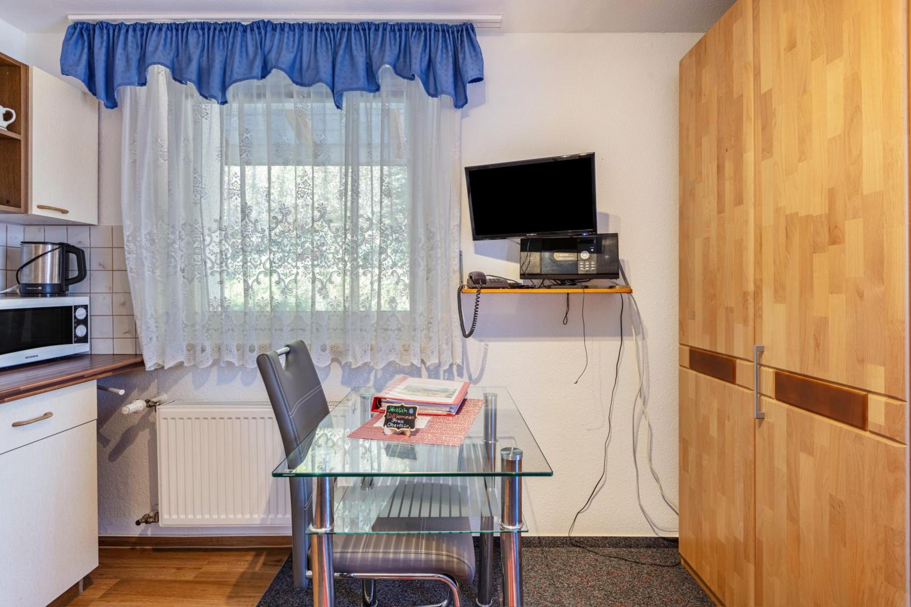 Superior One-Bedroom Apartment with Balcony photo 3