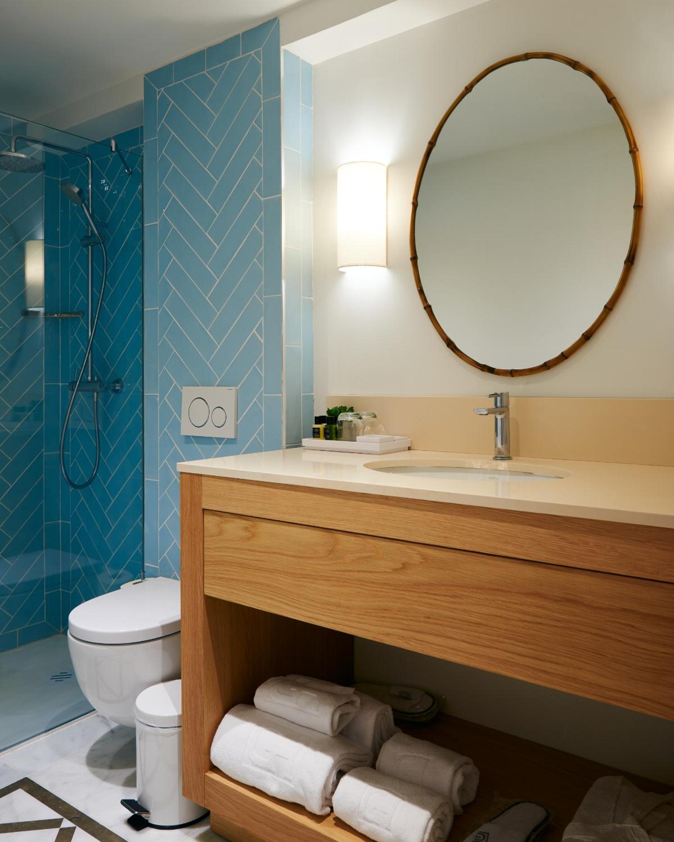 Standard Double or Twin Room with Balcony - Long Stay - Photo 2
