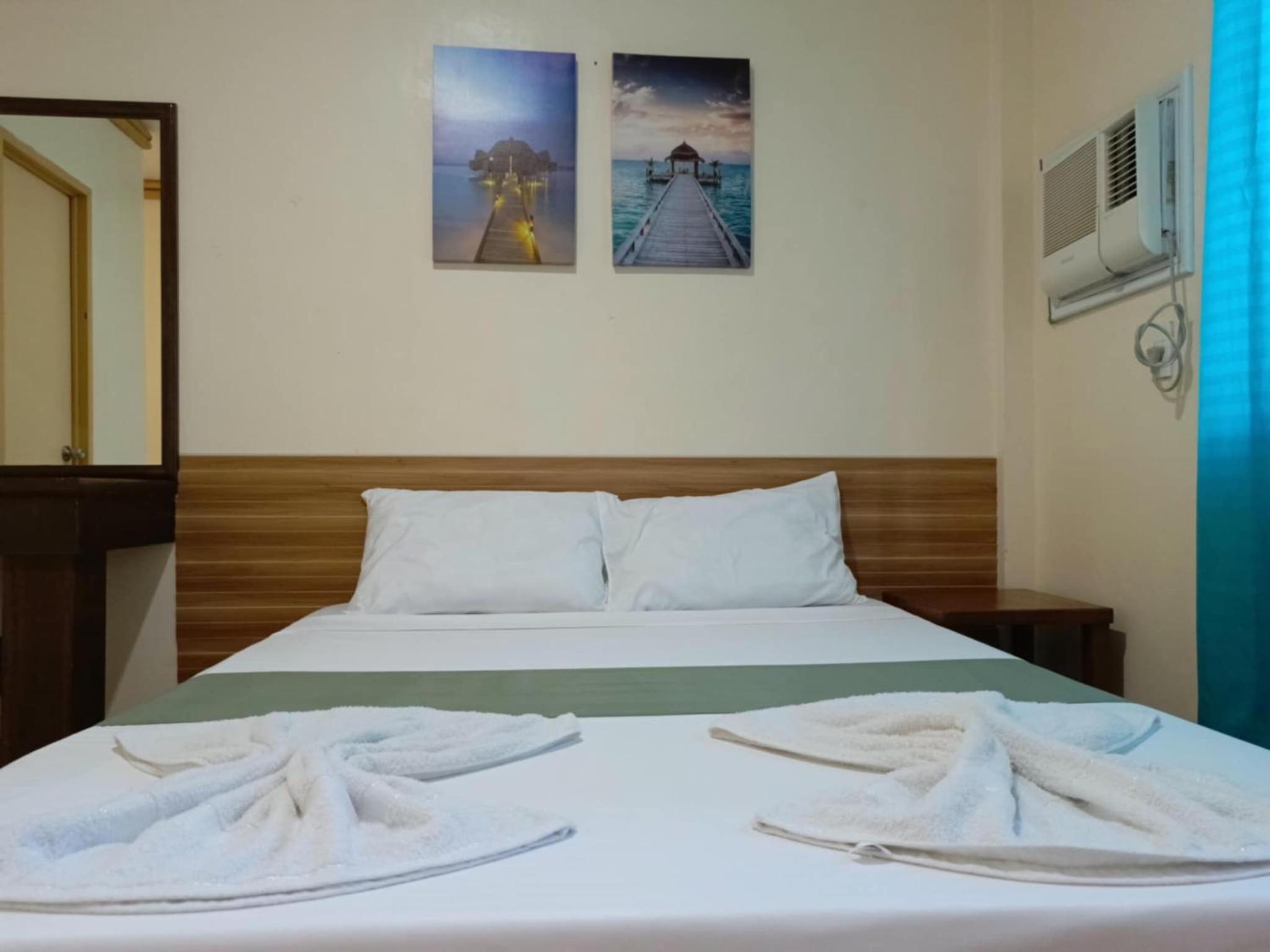 Deluxe Double Room With Balcony photo 2