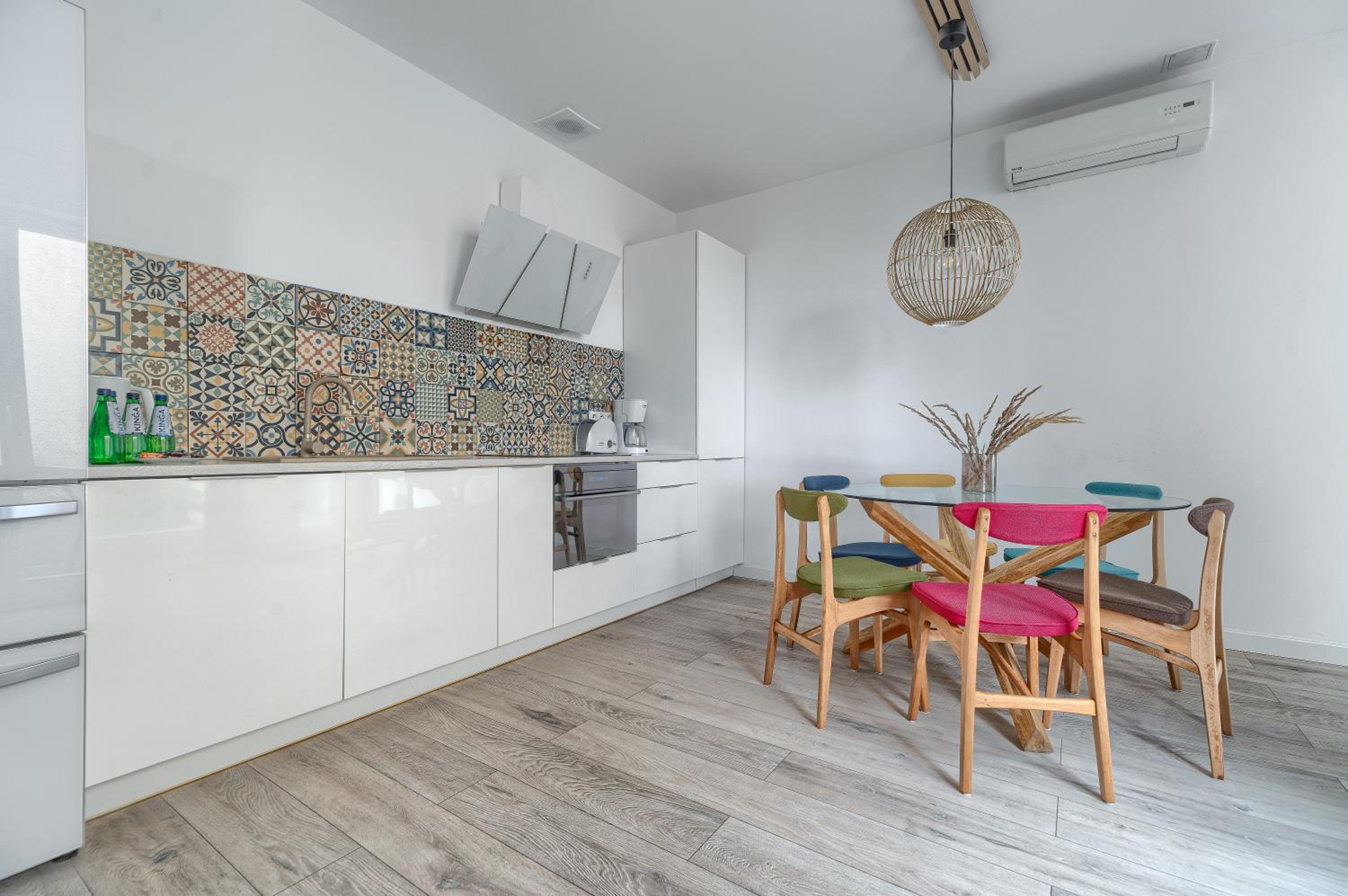 Two-Bedroom Apartment with Balcony - Photo 30