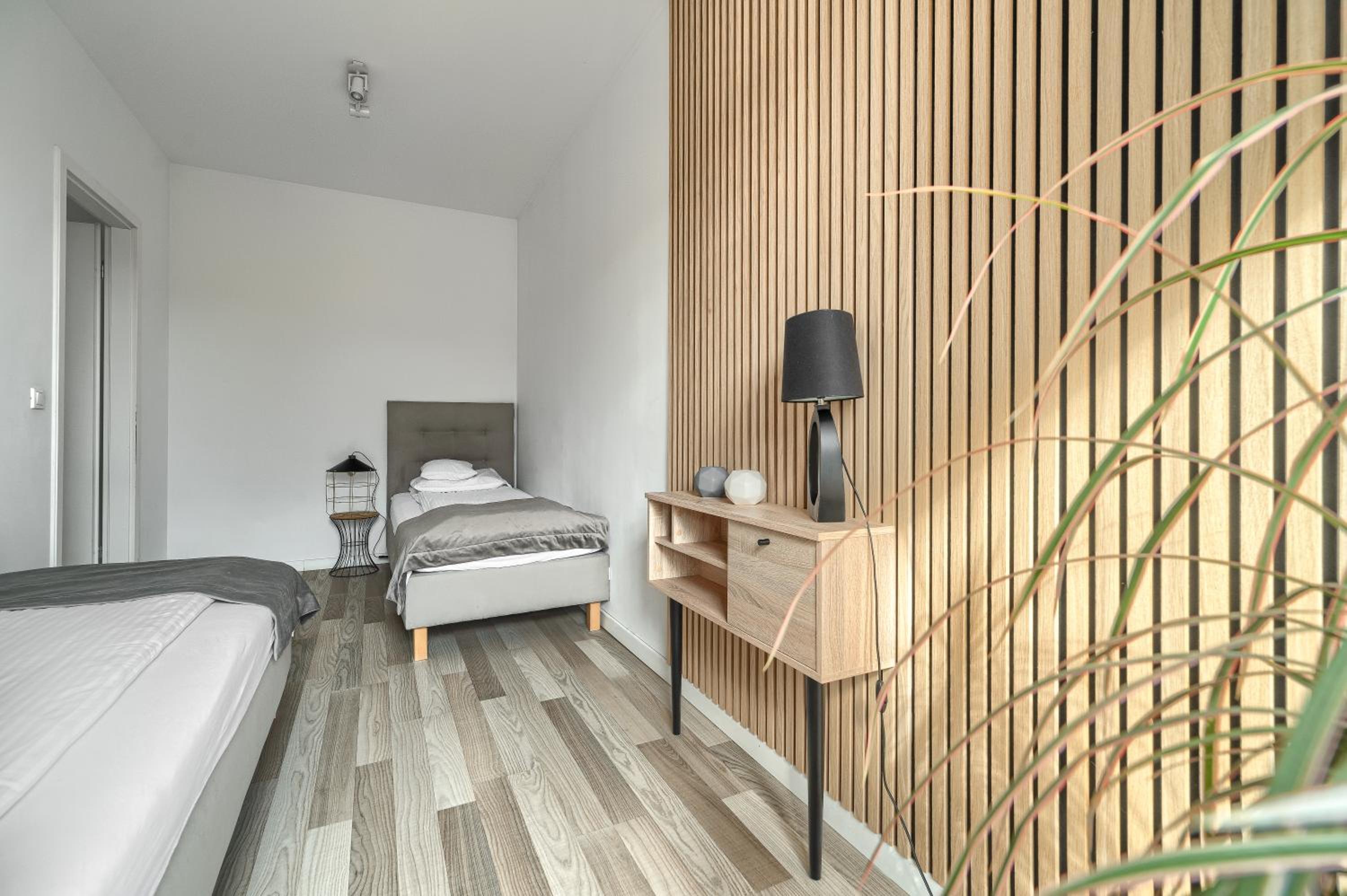 Two-Bedroom Apartment with Balcony - Photo 28