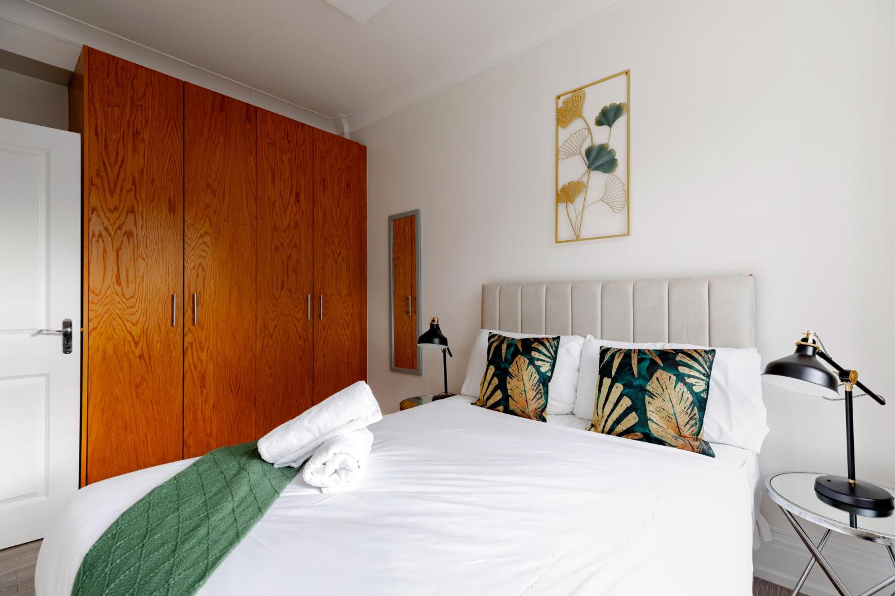 Two-Bedroom Deluxe Apartment photo 1