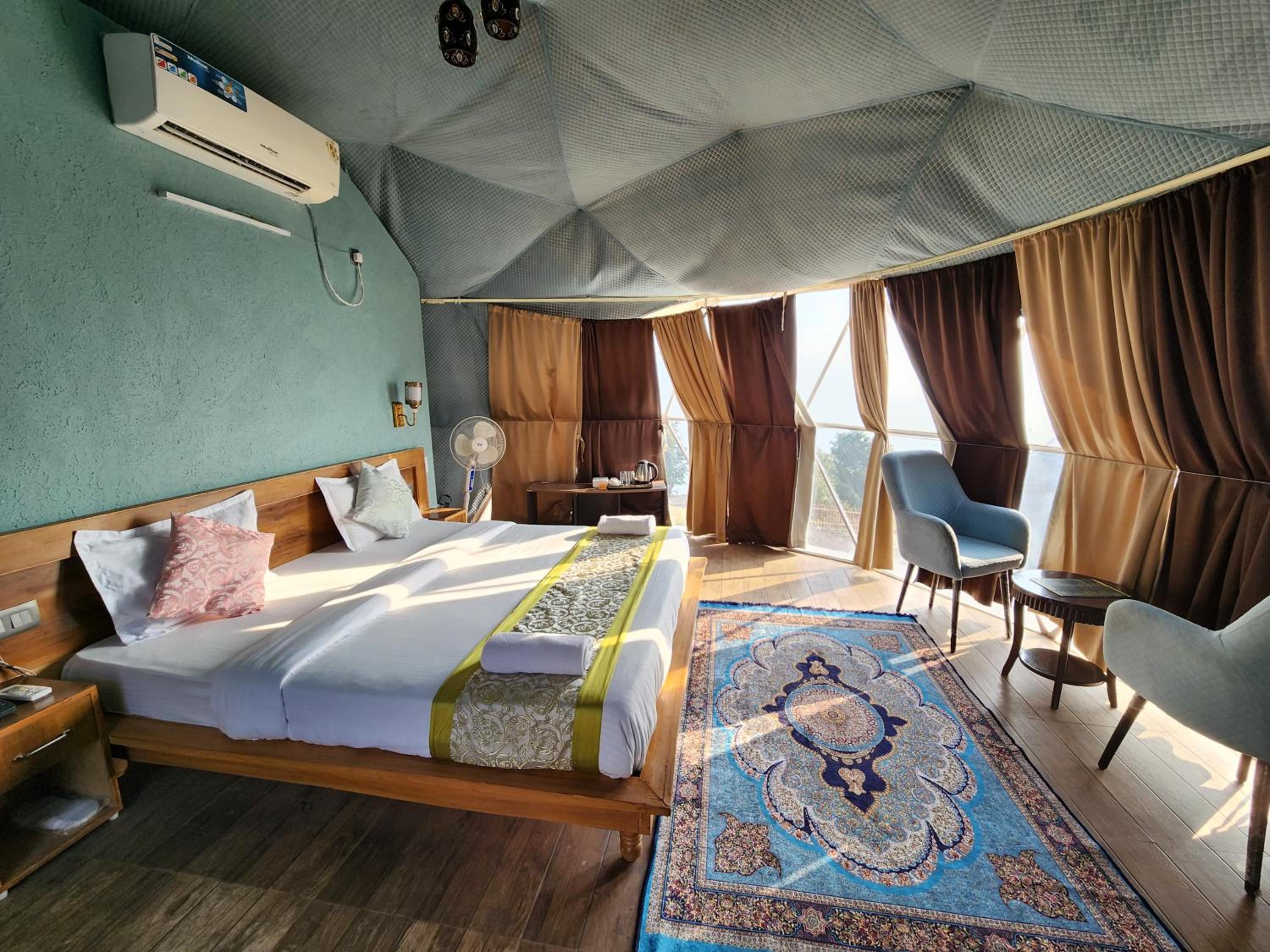 King Room With Mountain View