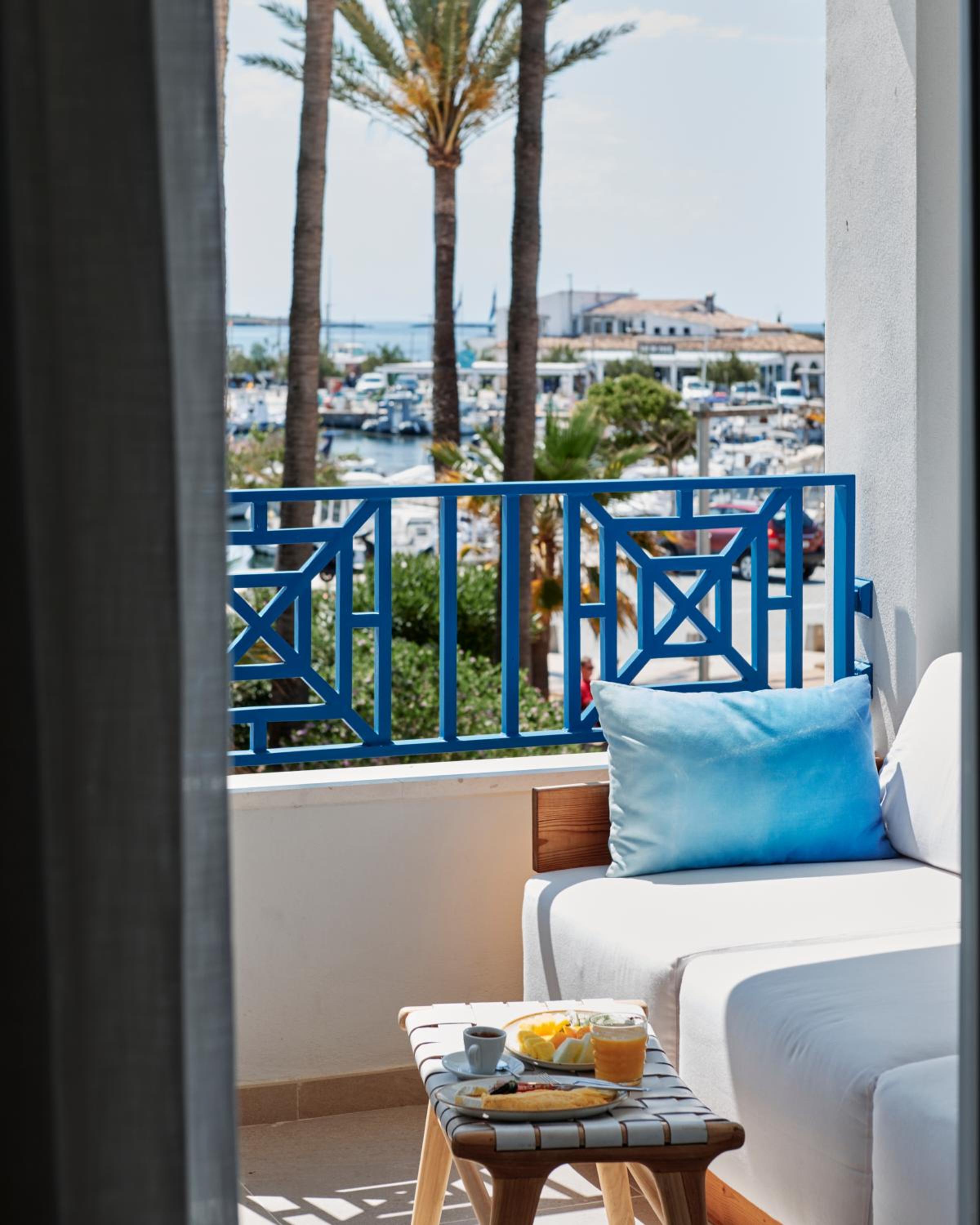 Superior Double or Twin Room with Sea View - Photo 5