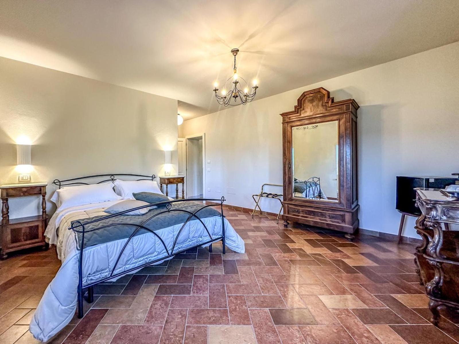 Deluxe Queen Room photo 2
