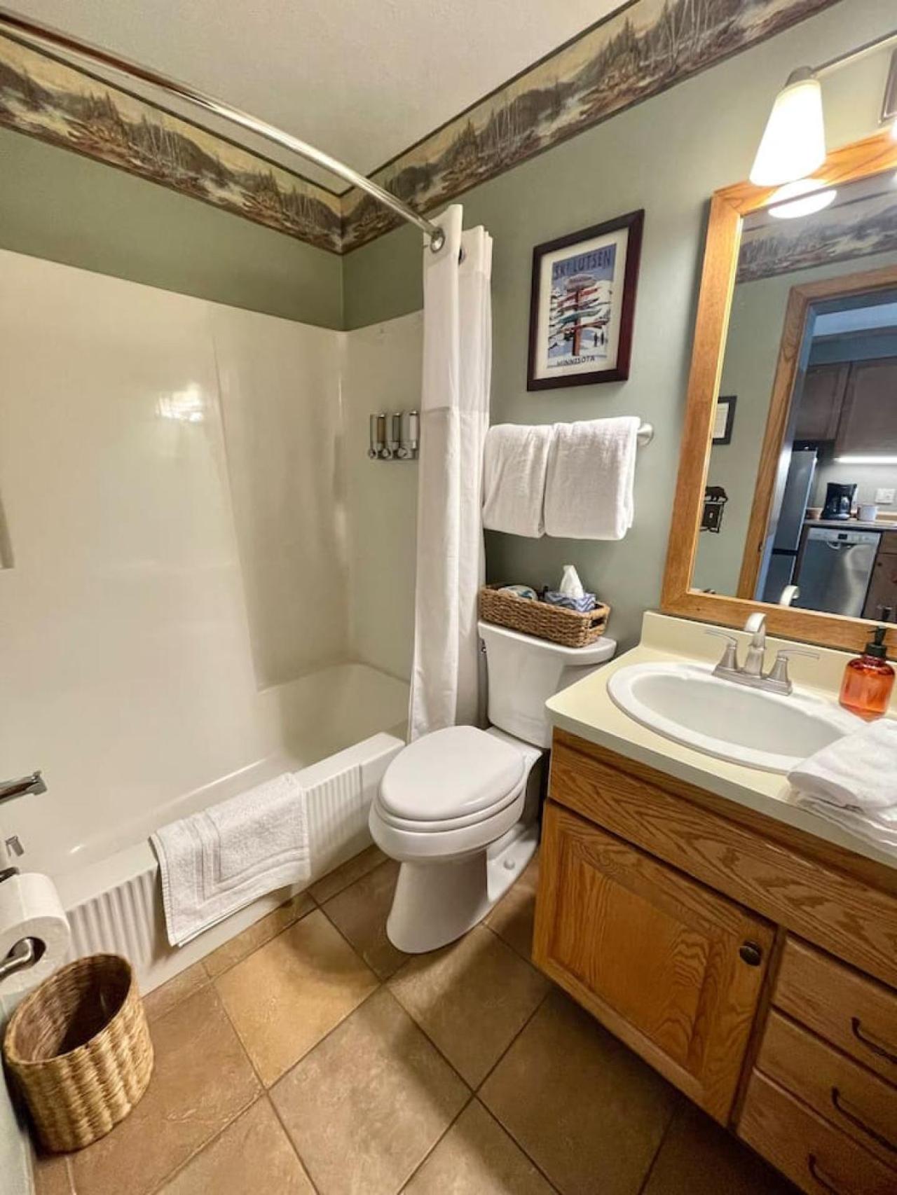 Studio Apartment photo 2