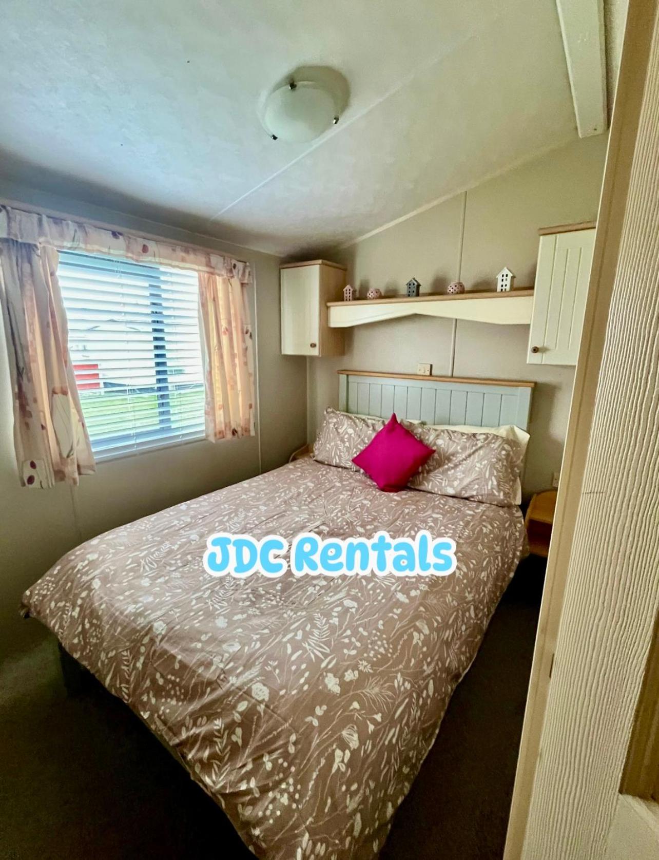 Caravan photo 3