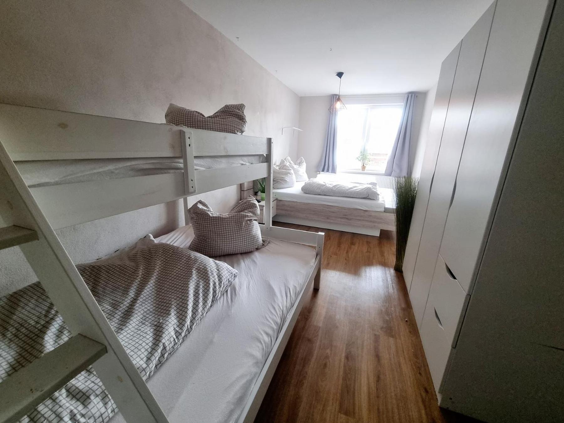 Apartment - Photo 4