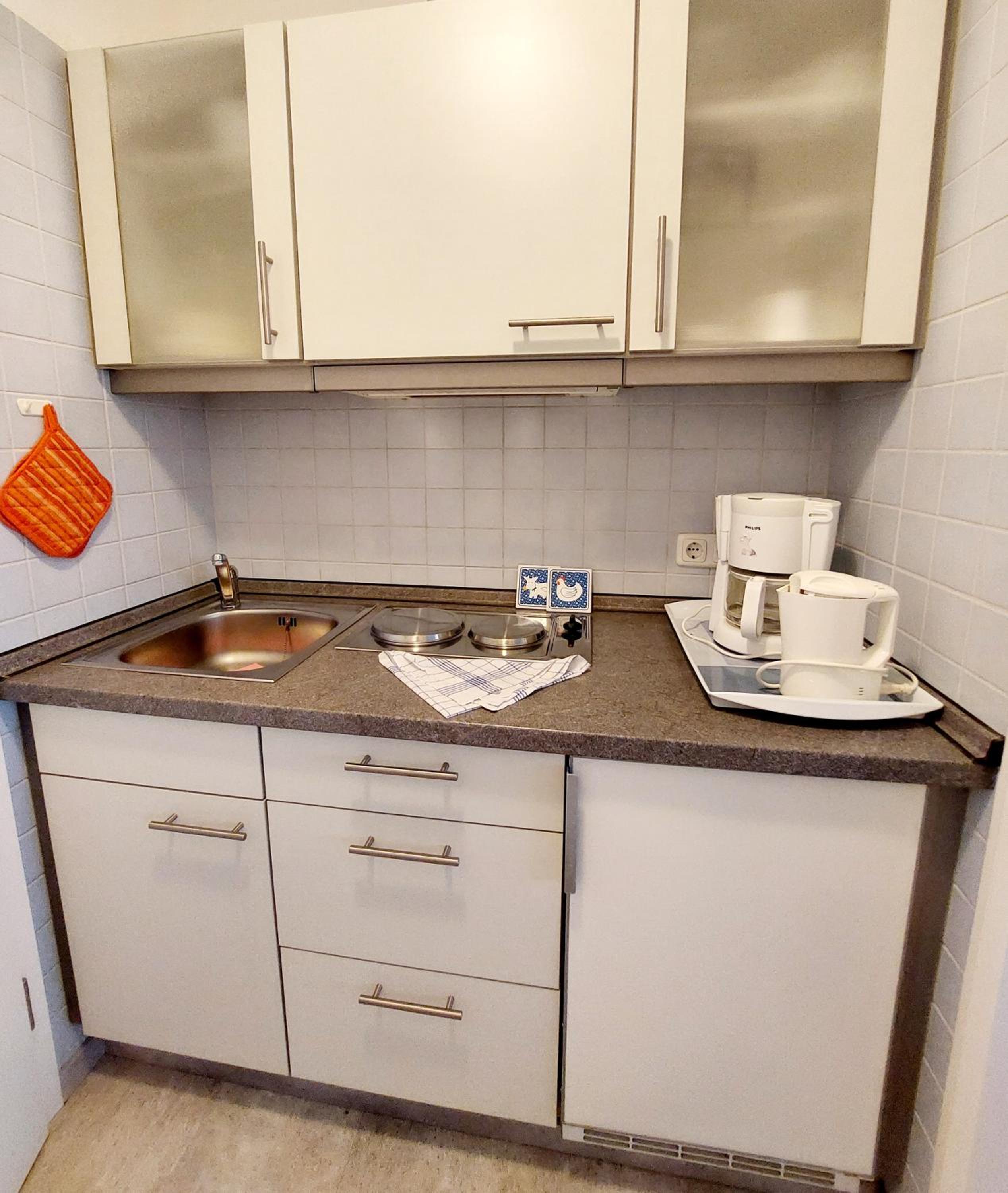 Apartment photo 2