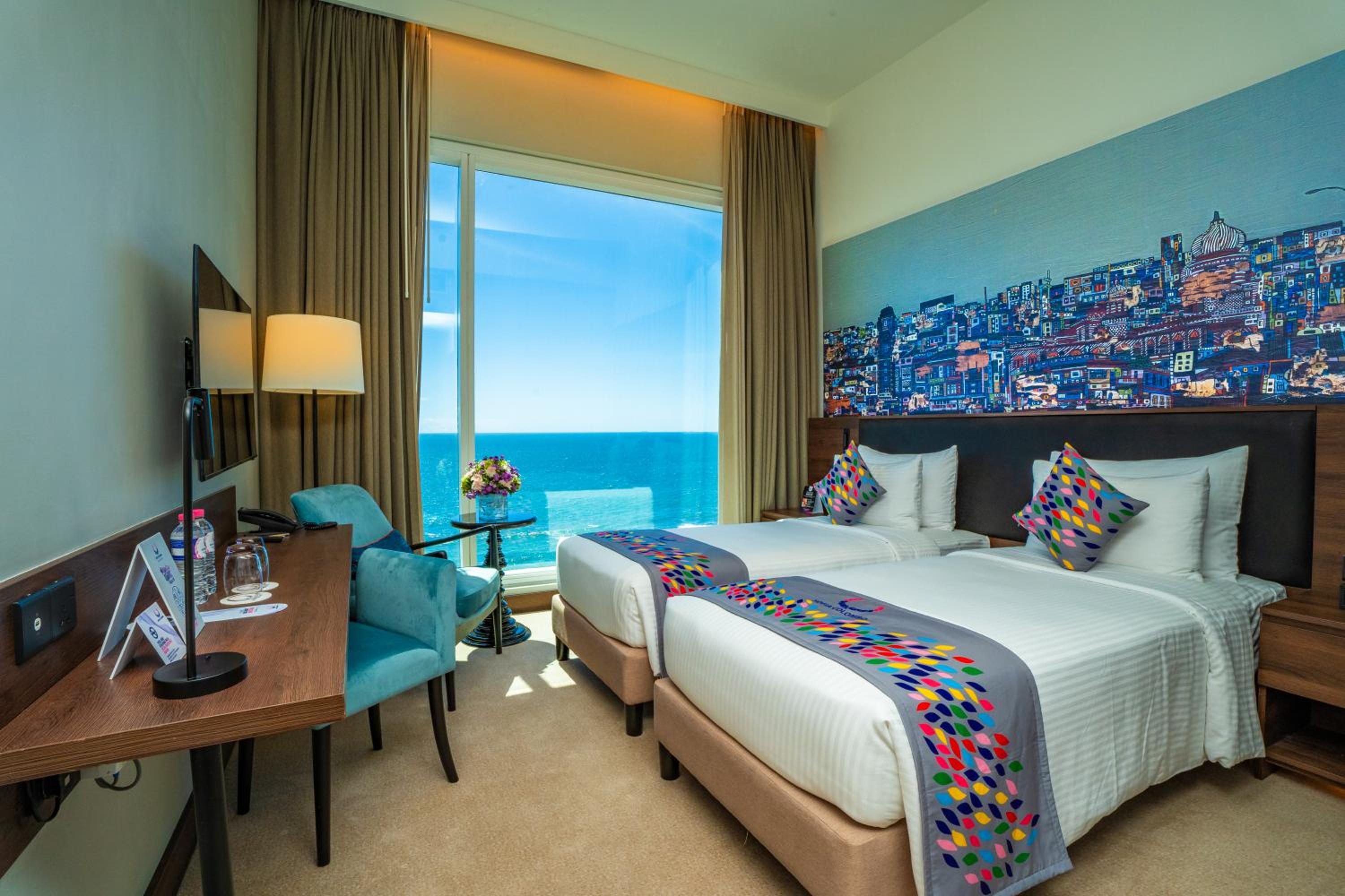 Deluxe Twin Room with Sea View  - Photo 4