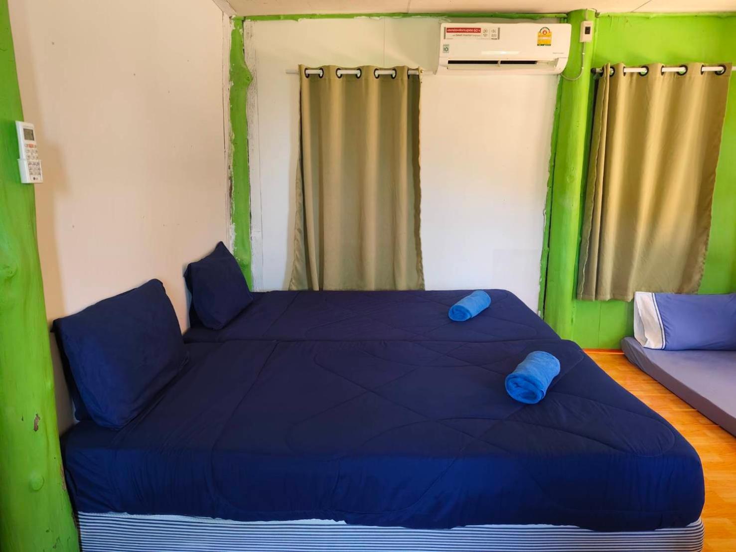 Deluxe Twin Room with Sea View