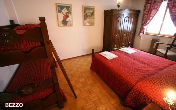 One-Bedroom Superior Apartment - Photo 1