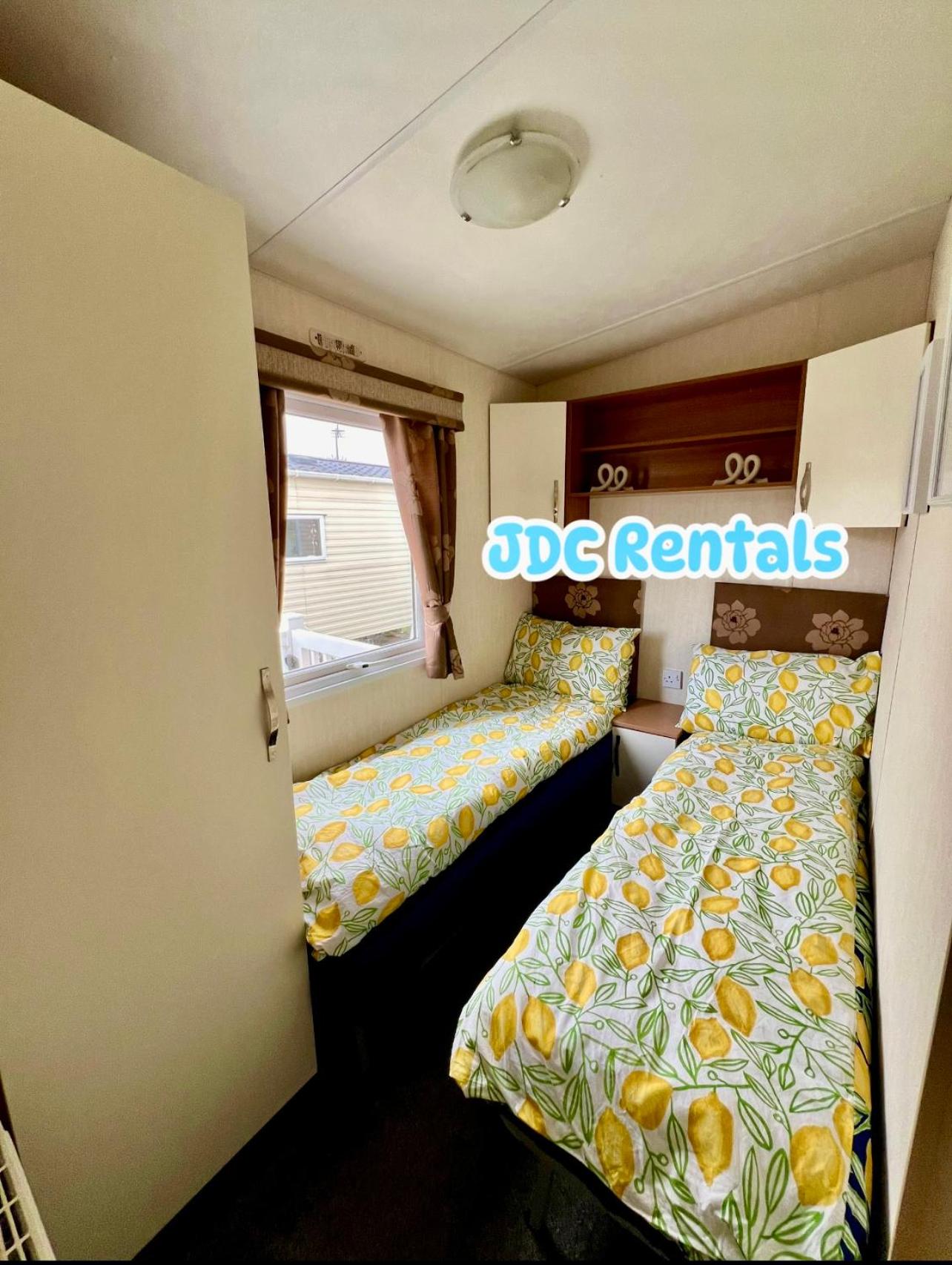 Caravan photo 2
