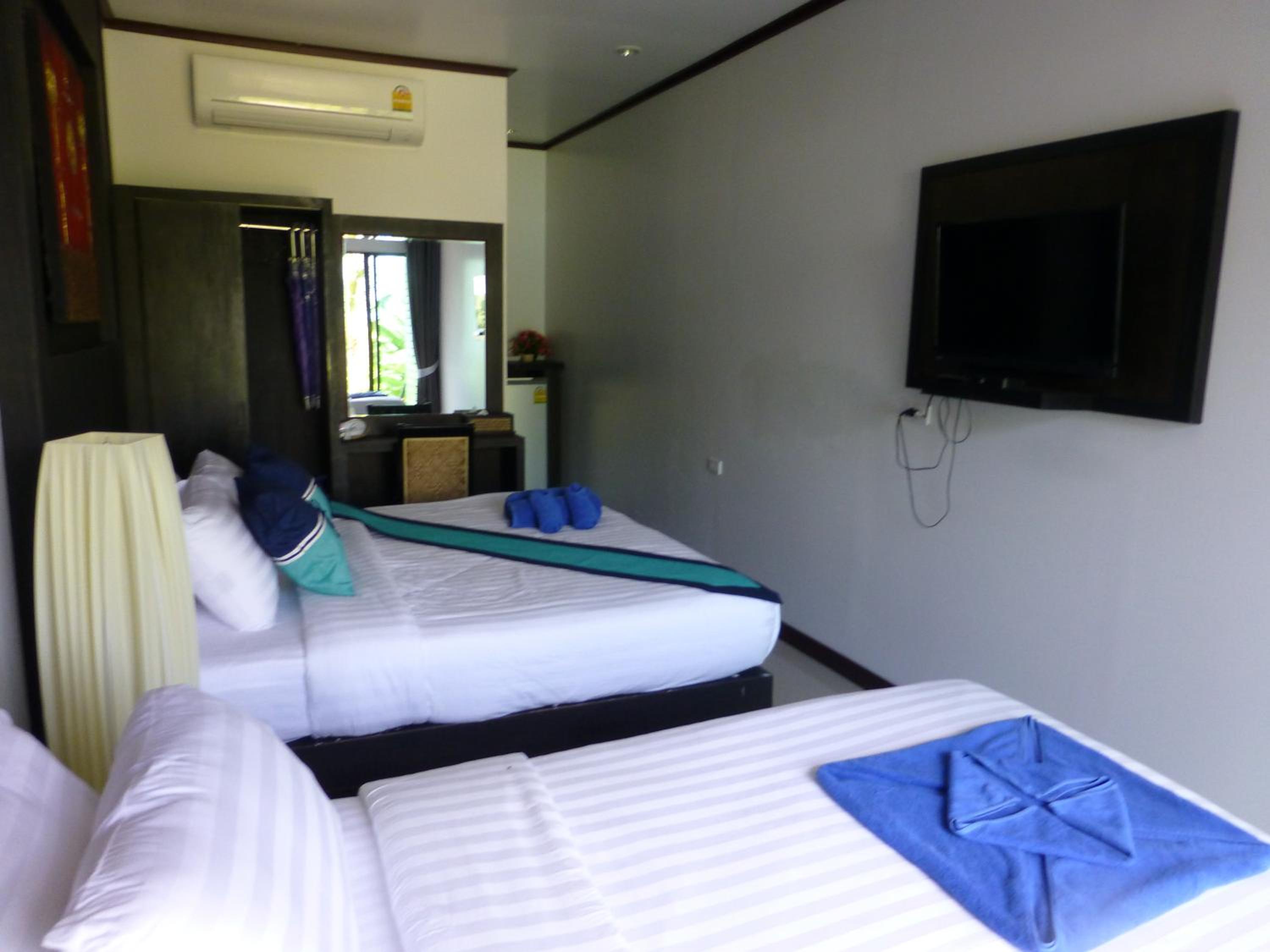 Twin Room with Sea View photo 2