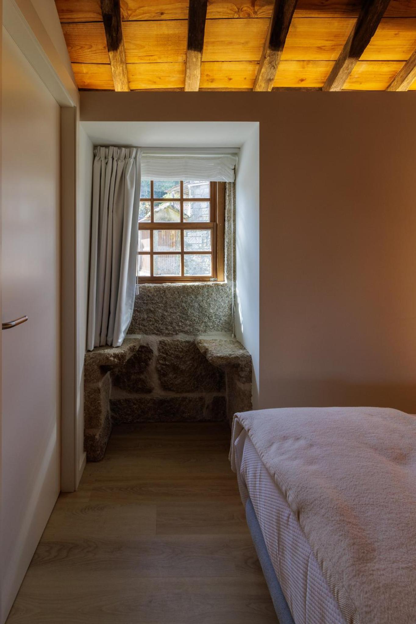 Studio Apartment photo 2