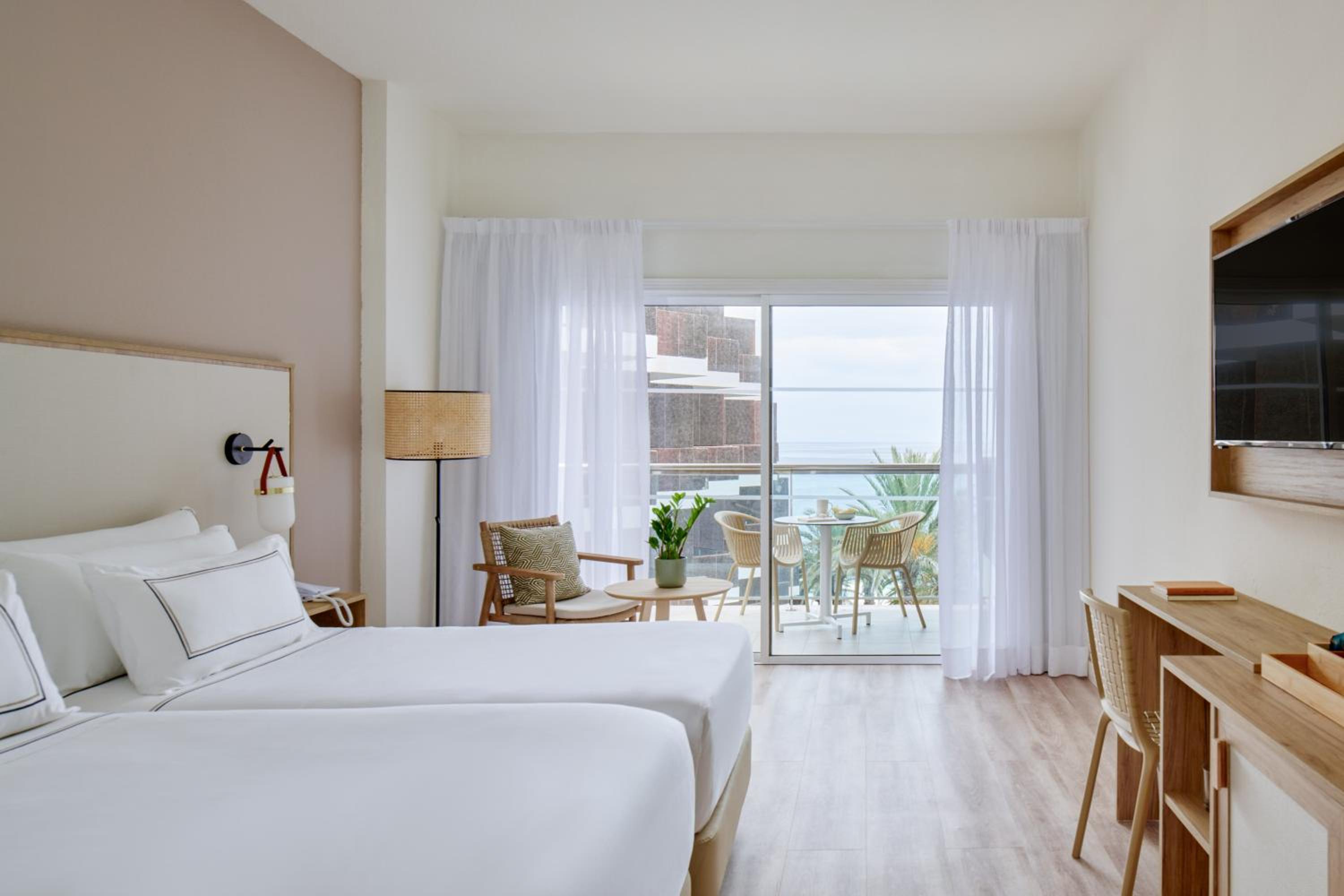 Premium Room Solarium Front Sea View