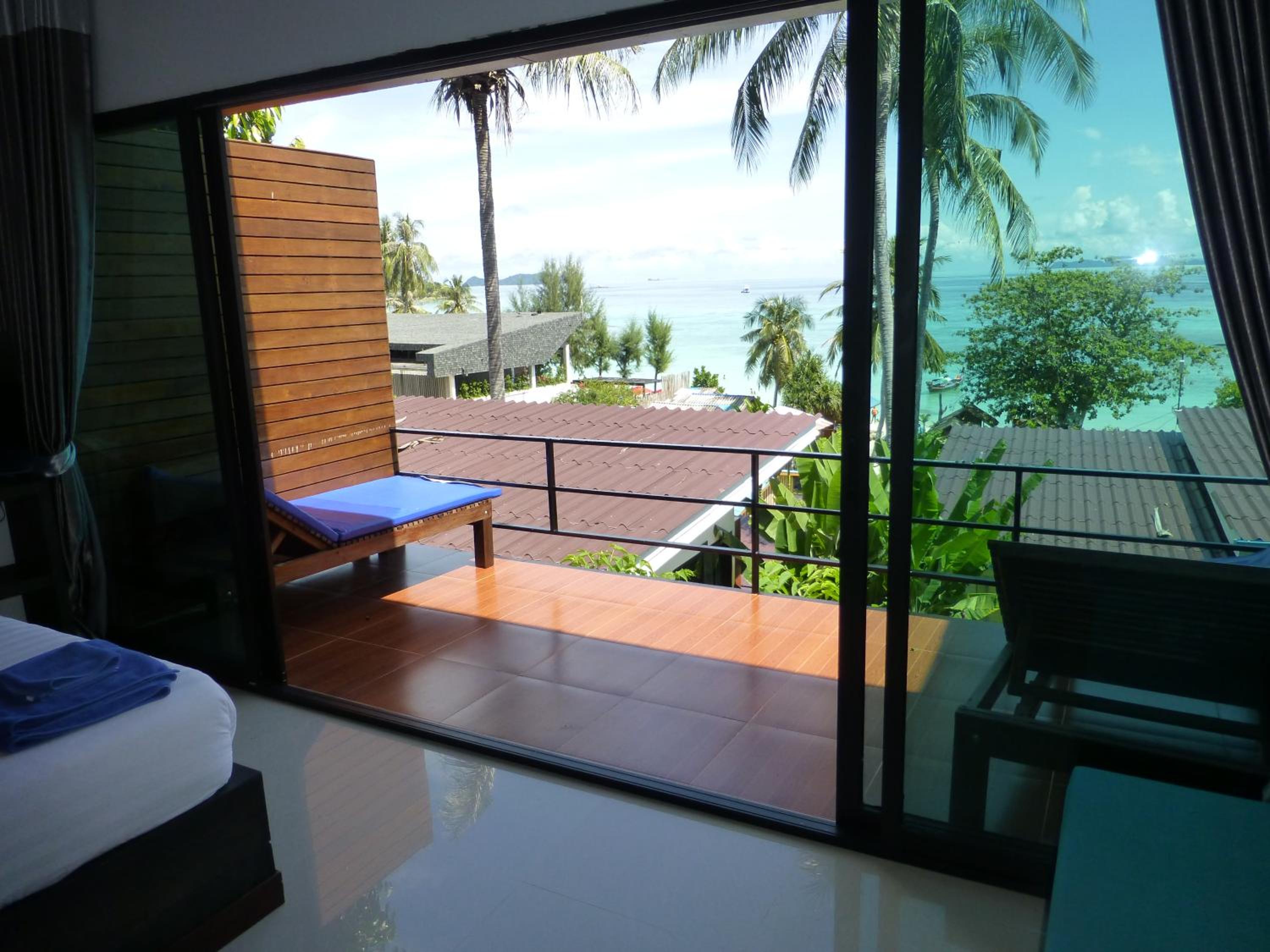 Deluxe Double Room with Sea View photo 2