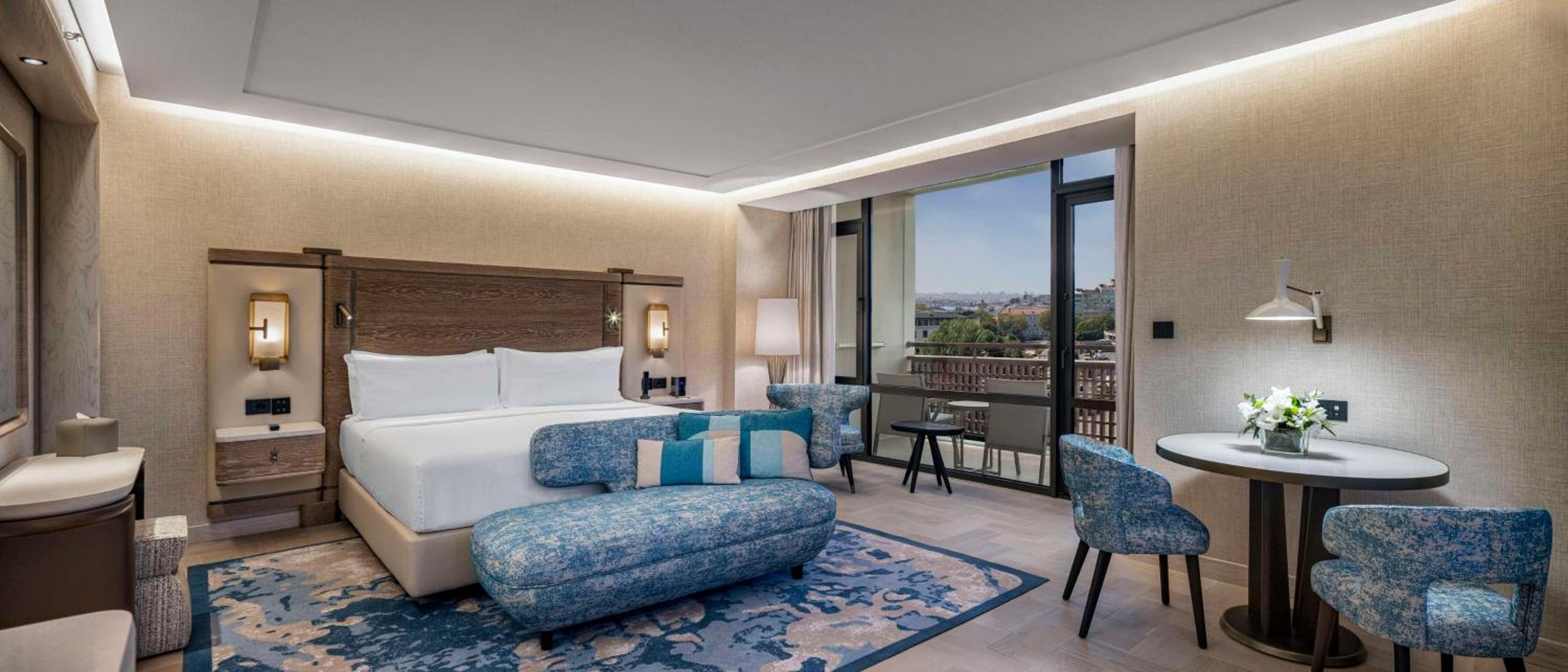 Executive Suite with Kitchenette and Bosphorus View