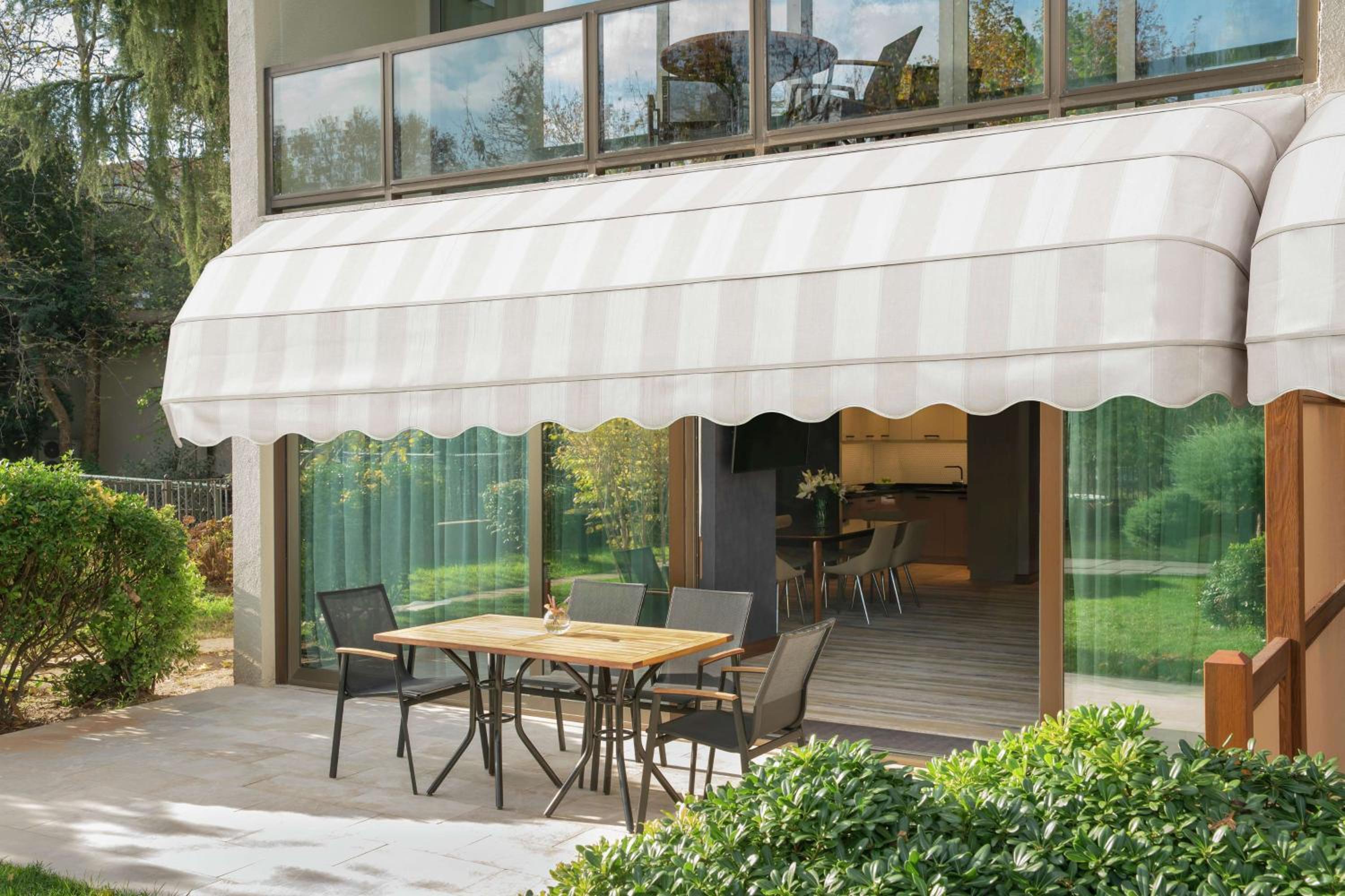 Garden Chalet with Executive Lounge Access