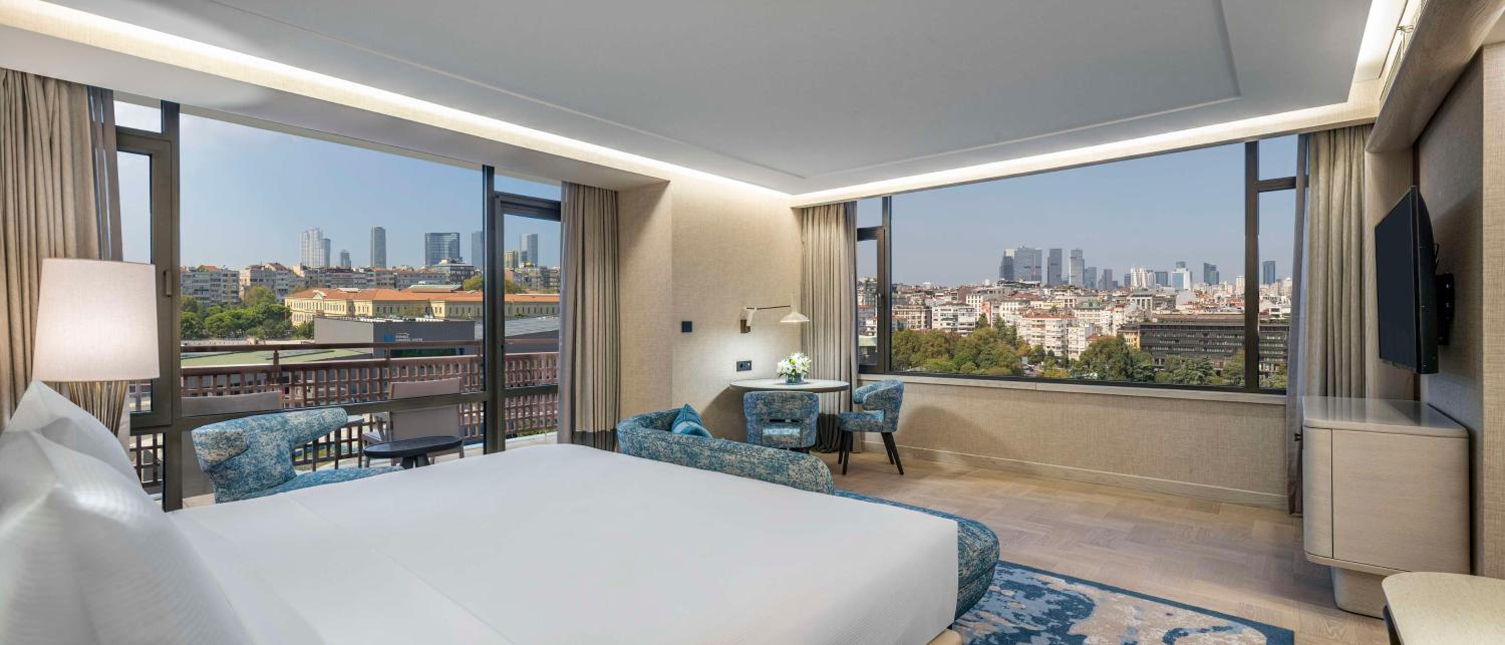 Executive Suite with Kitchenette and Bosphorus View