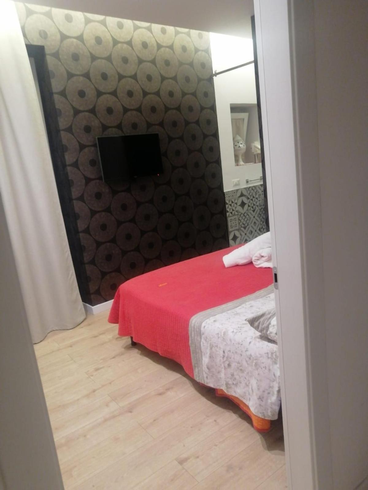 Deluxe Room - Photo 4