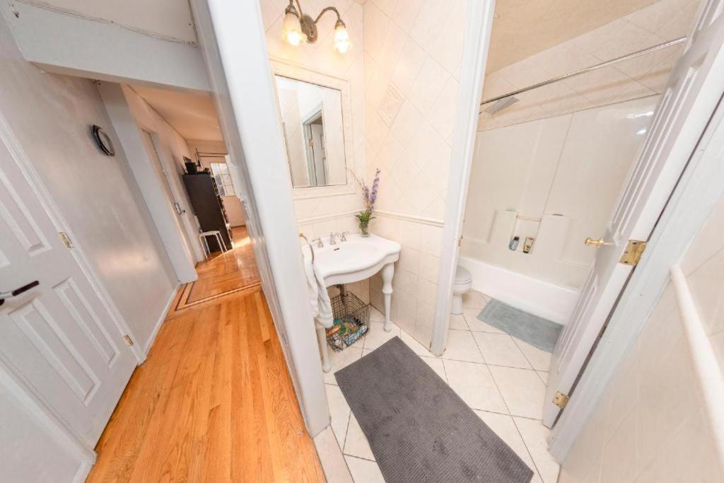 Budget Double Or Twin Room photo 2