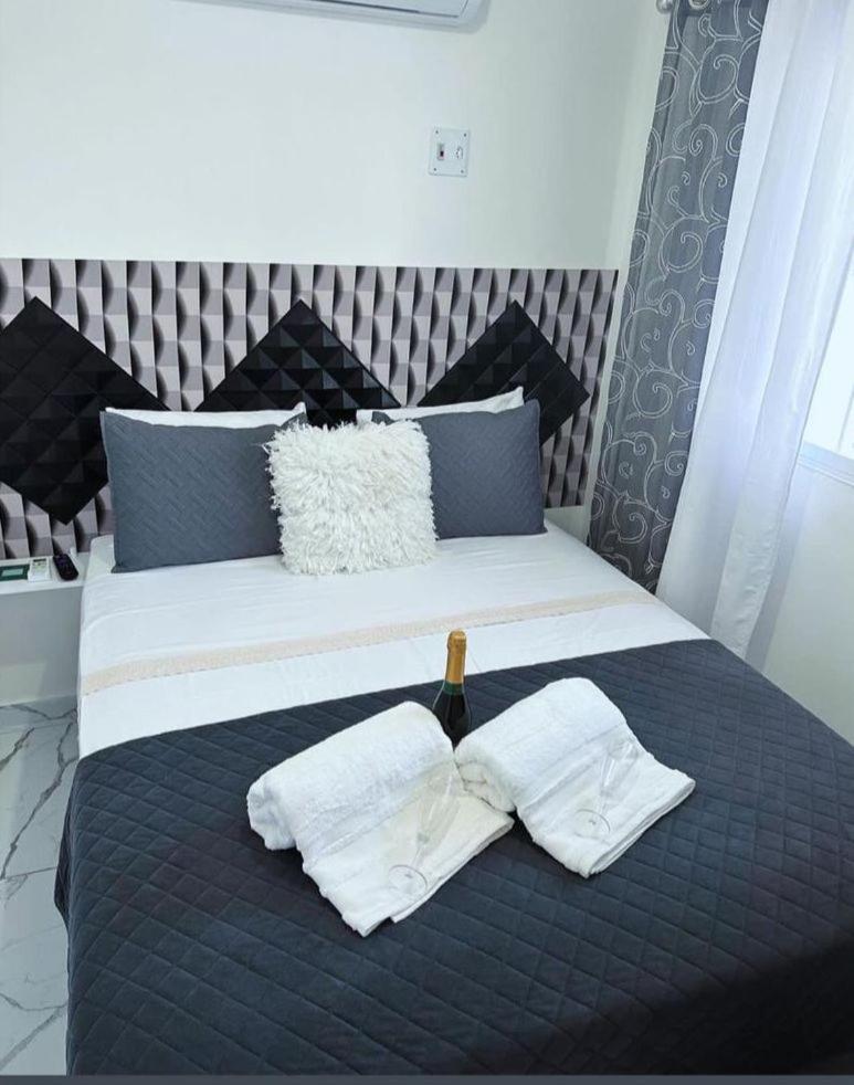 Two-Bedroom Apartment with Balcony and Sea View photo 1