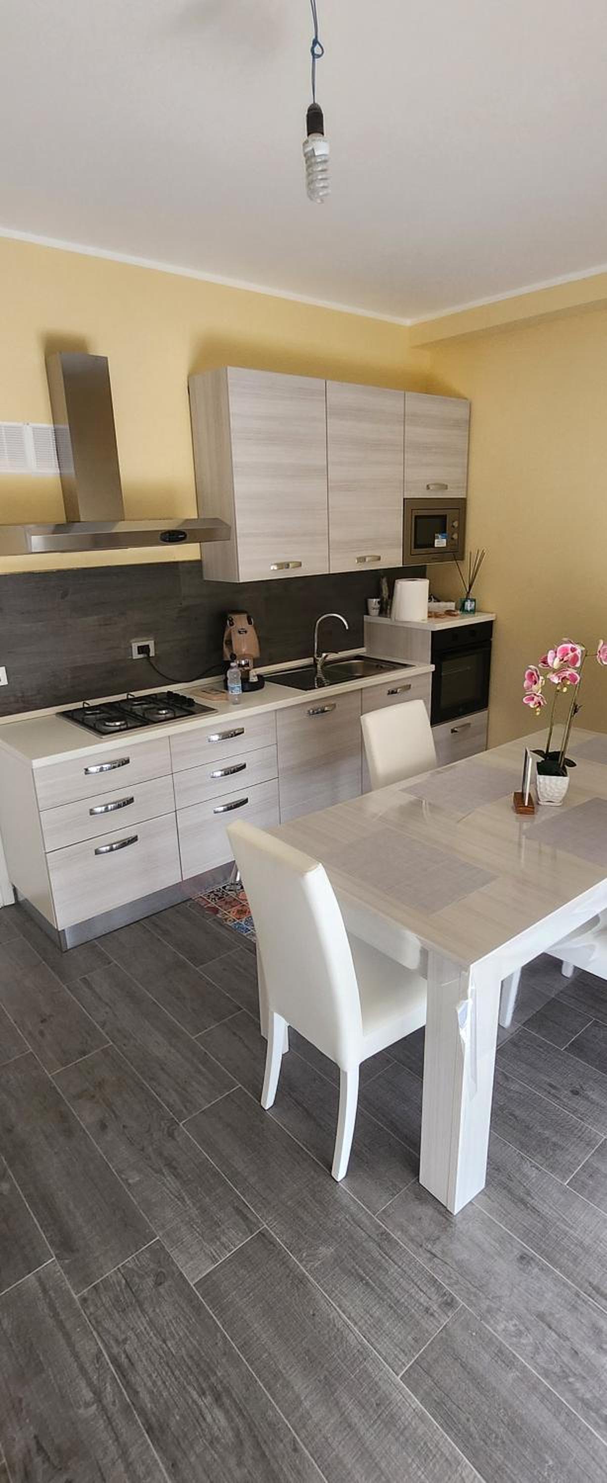 Apartment with Sea View - Photo 14