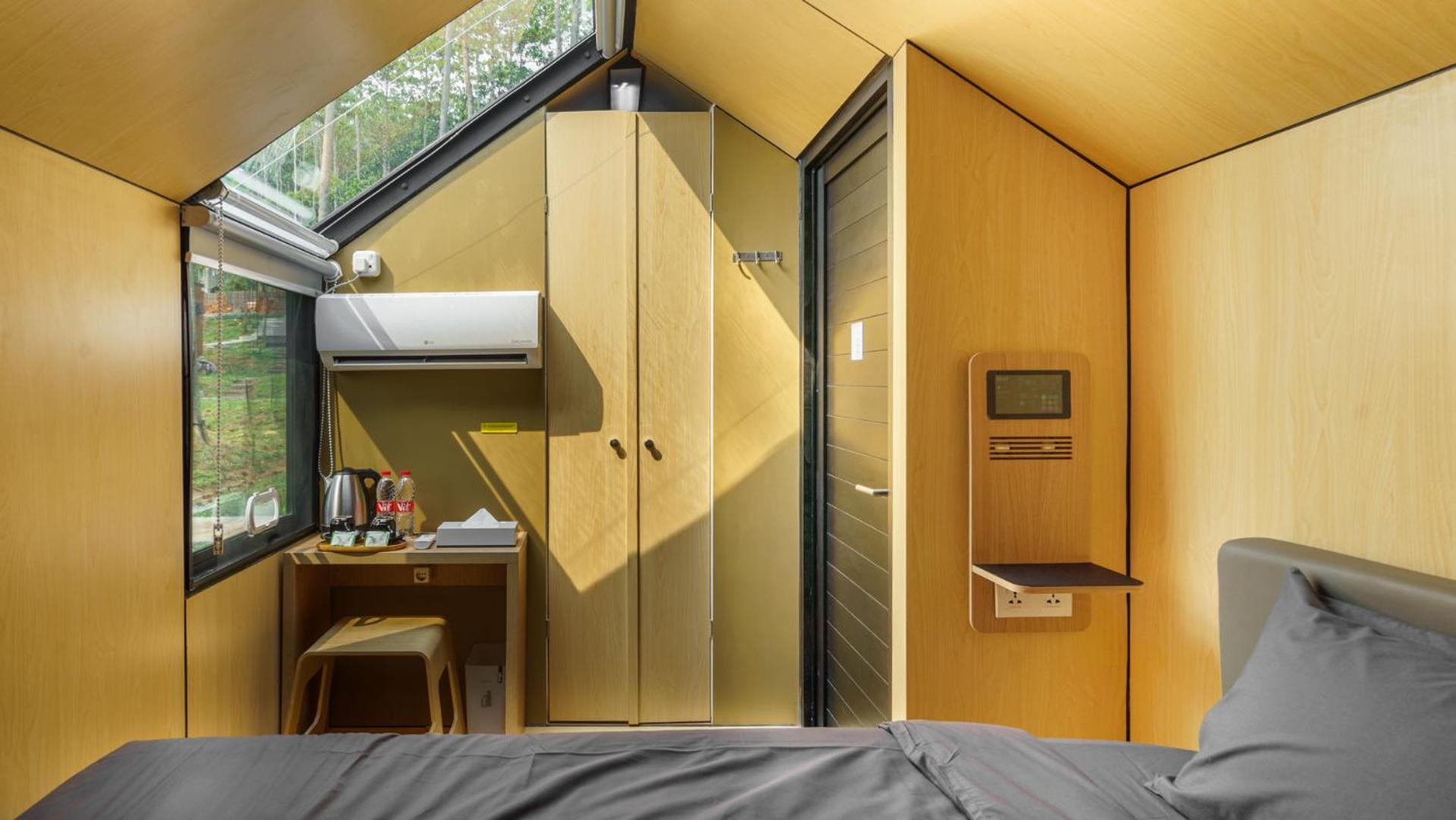 Deluxe Cabin - Photo 3