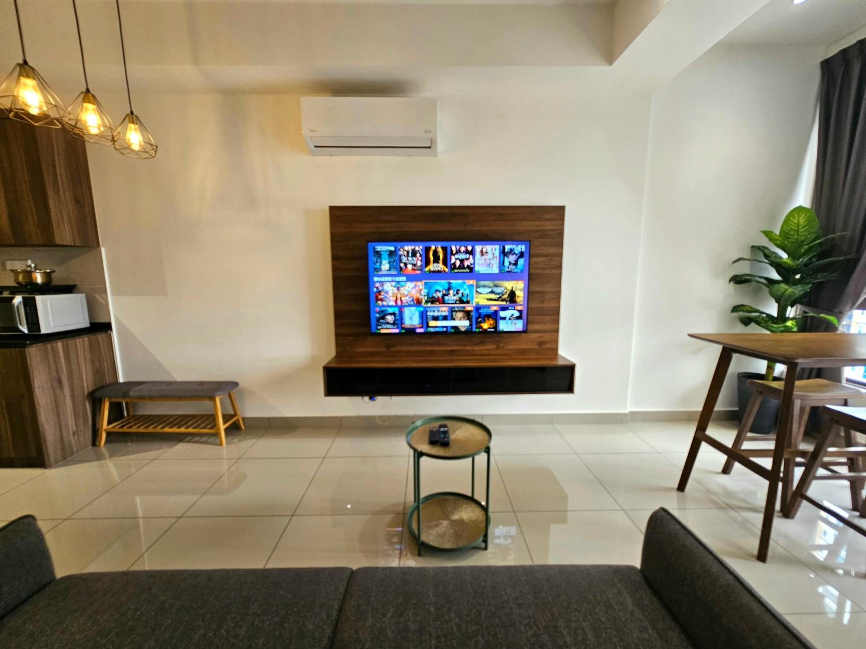 Deluxe Family Studio (Near Pool and Near Elevator) photo 2