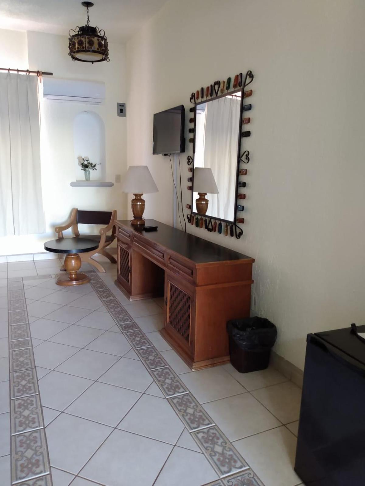 Double Room with Two Double Beds - Photo 4