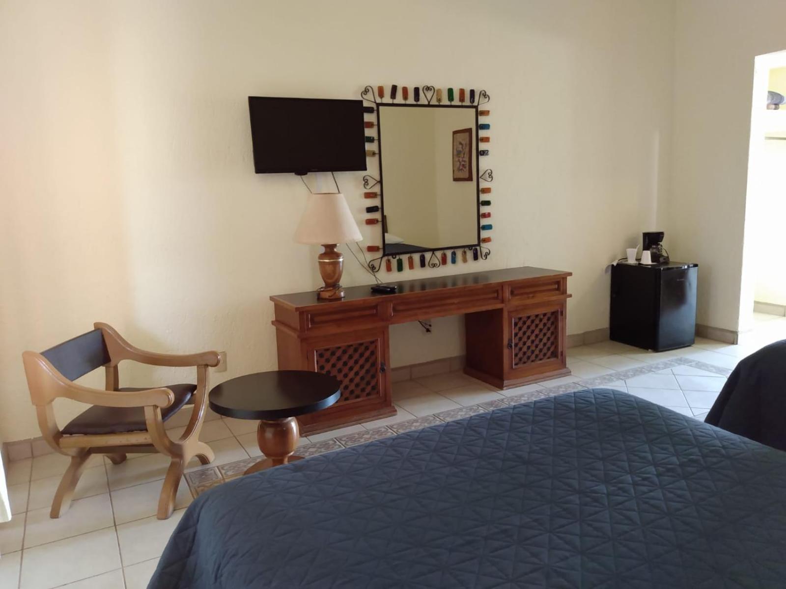 Double Room with Two Double Beds - Photo 1