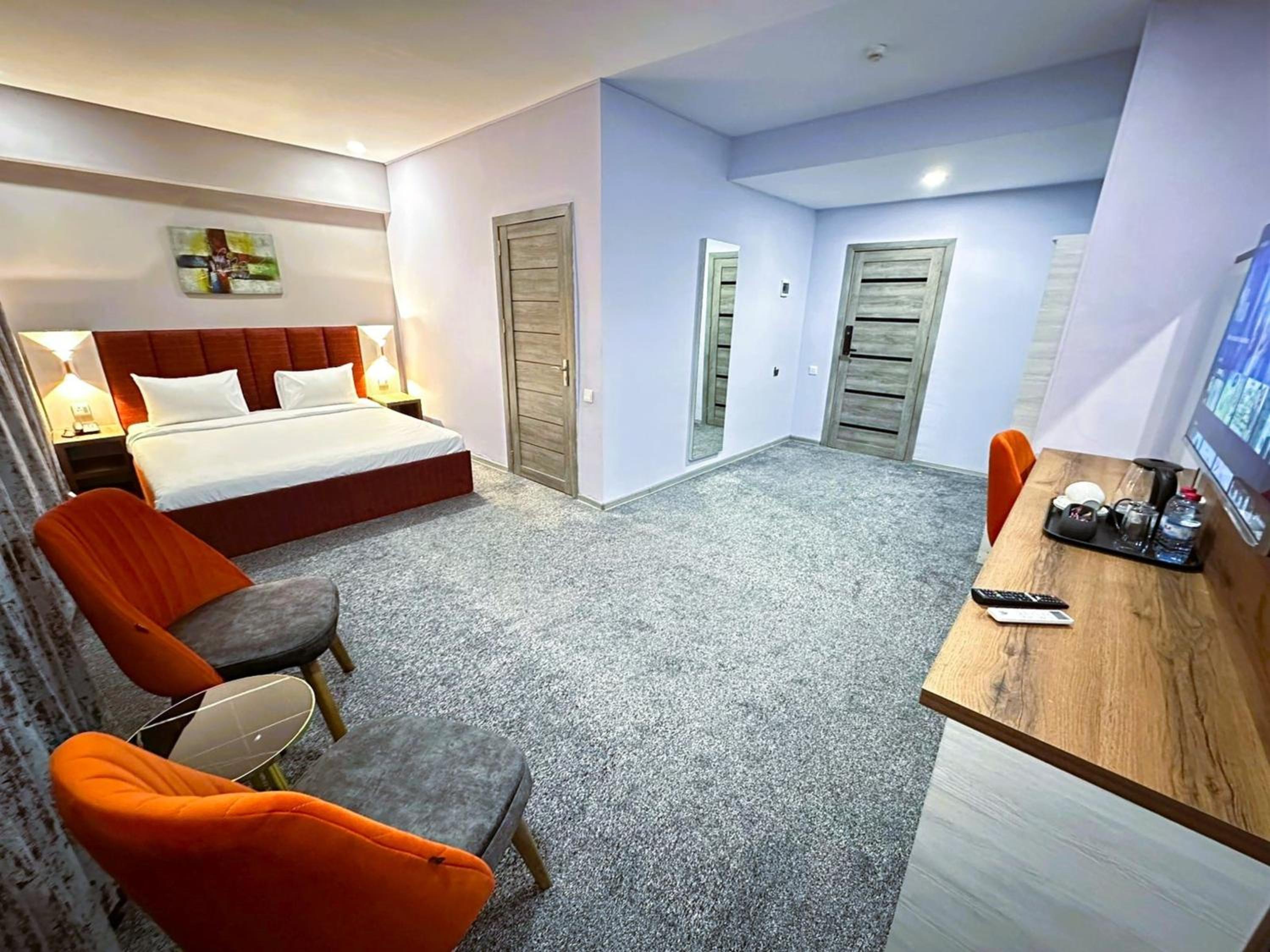 Deluxe Double or Twin Room with Pool Access