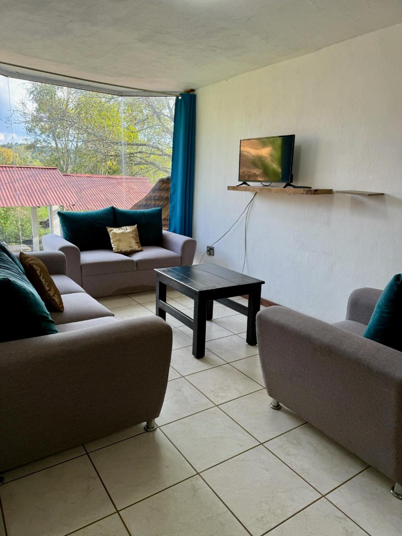 Two-Bedroom Apartment - Photo 4