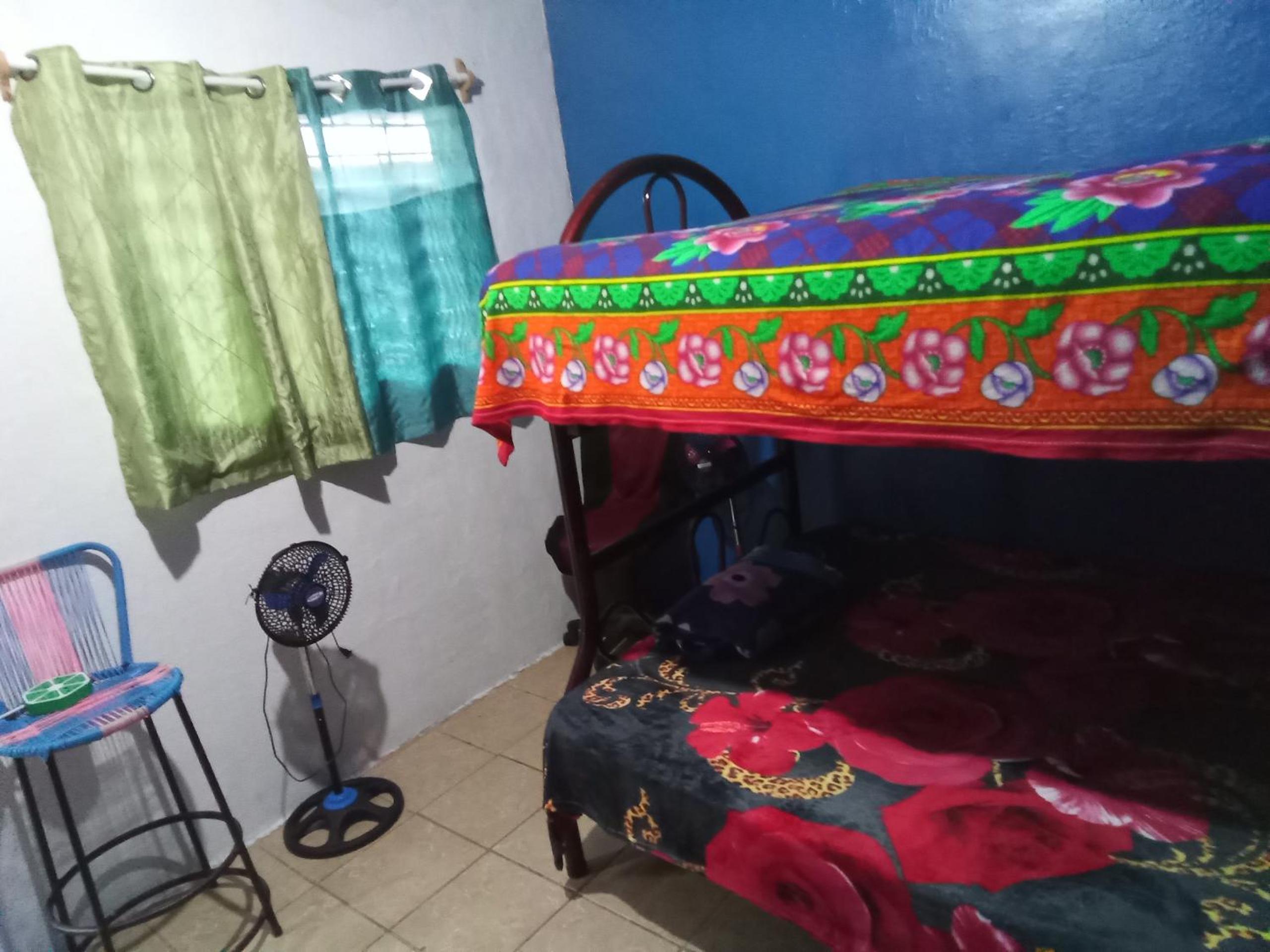 Single Bed In Dormitory Room photo 2