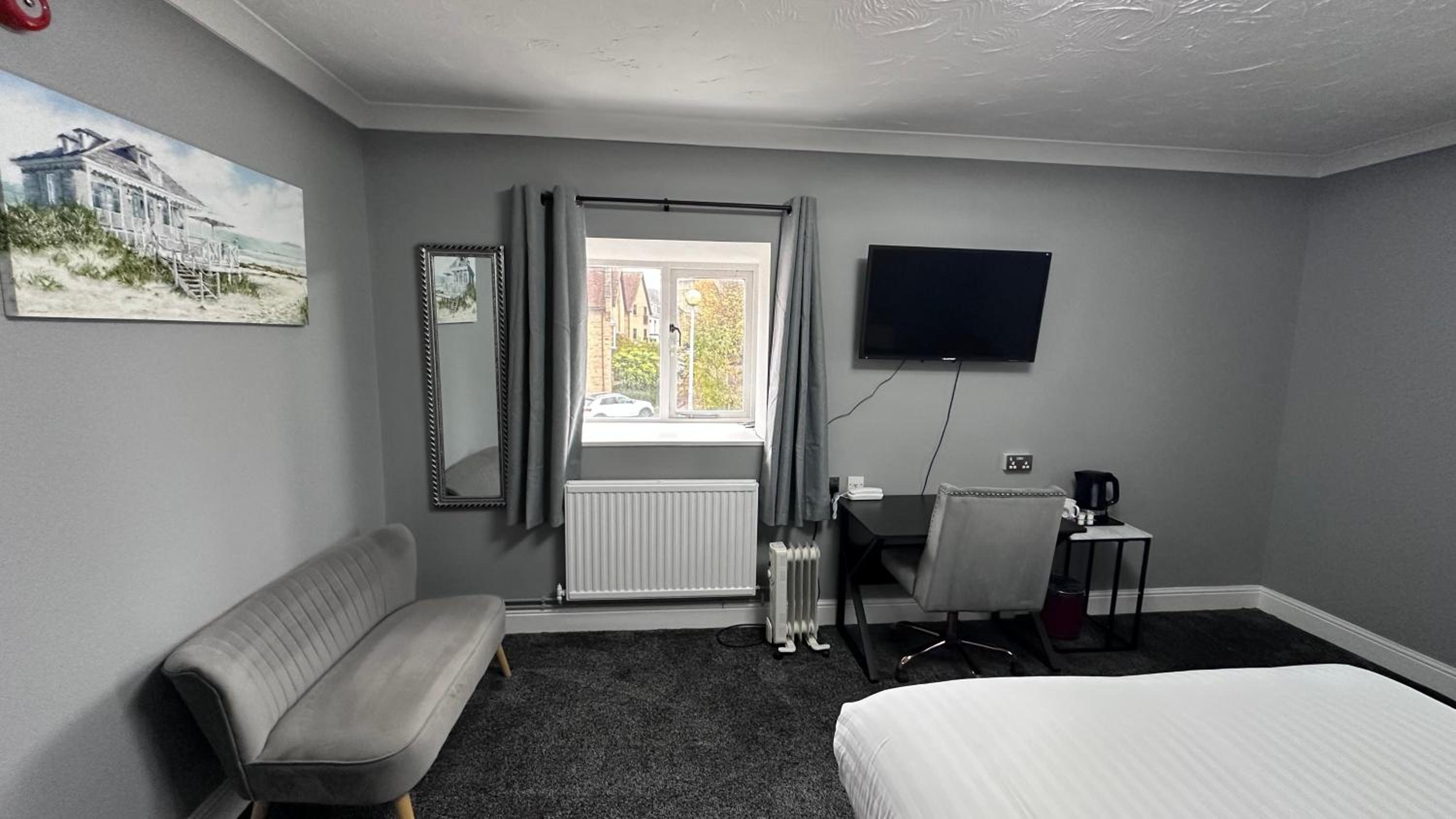 Superior King Room