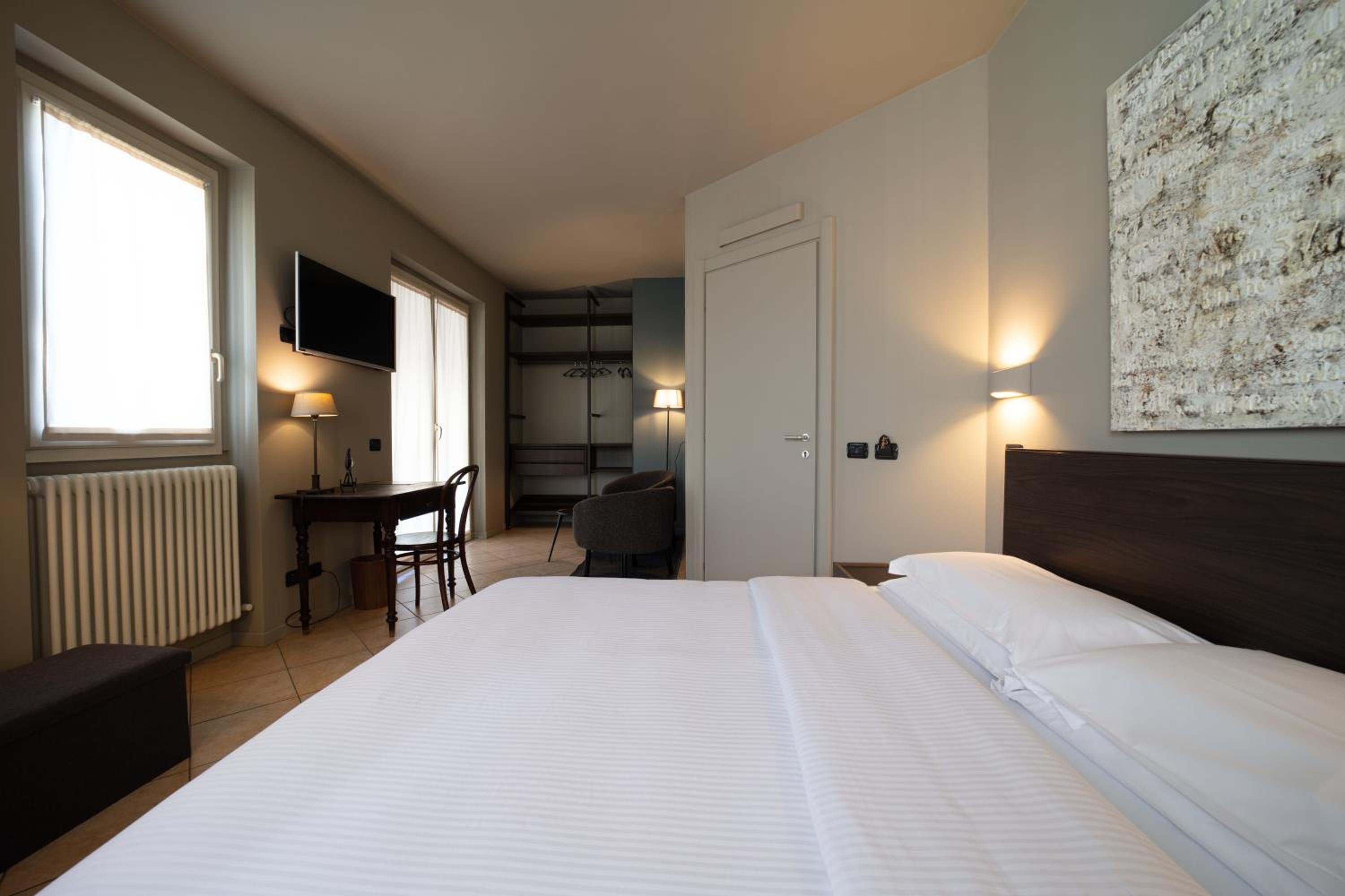 Superior Double Room - Photo 2