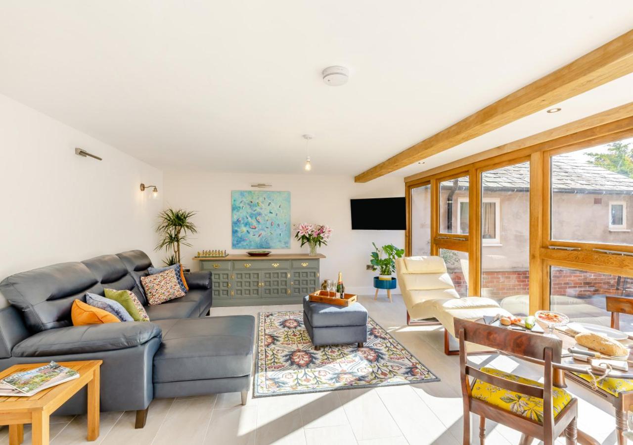 One-Bedroom House photo 3