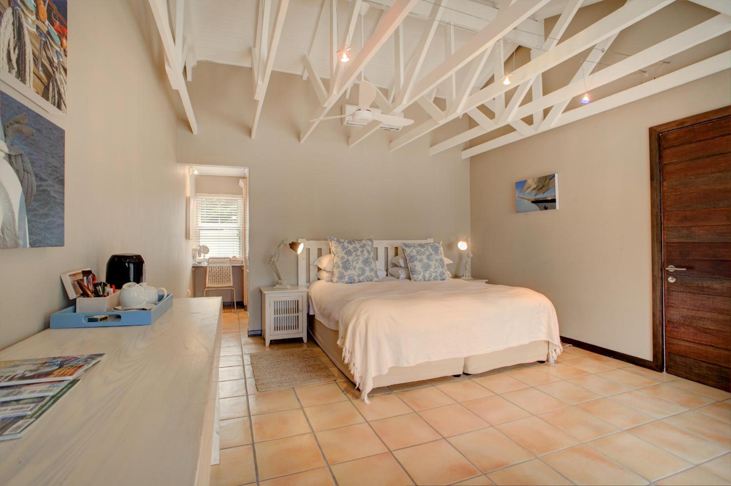 Standard Room with Garden View photo 1