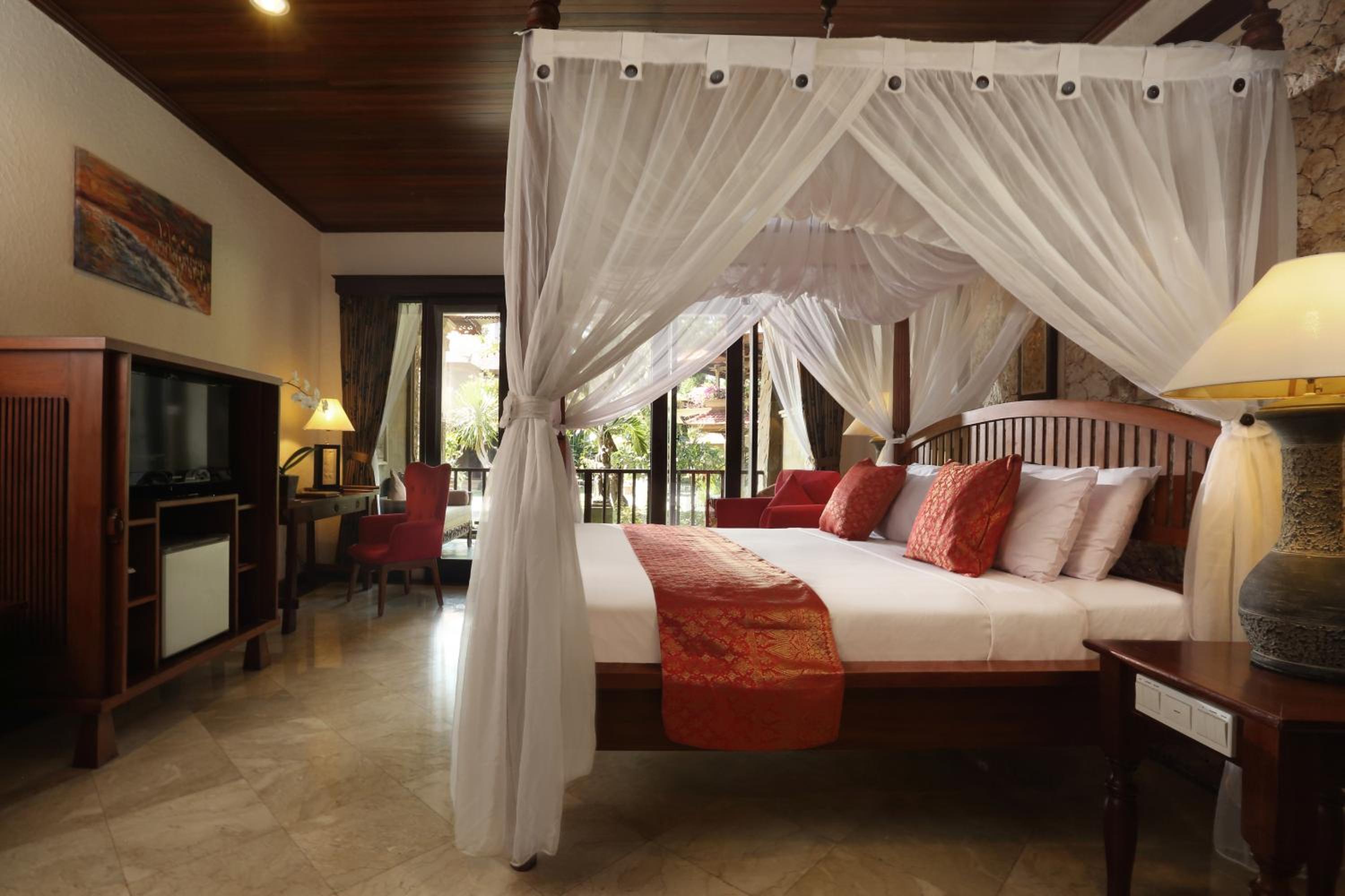Royal Room - Photo 4